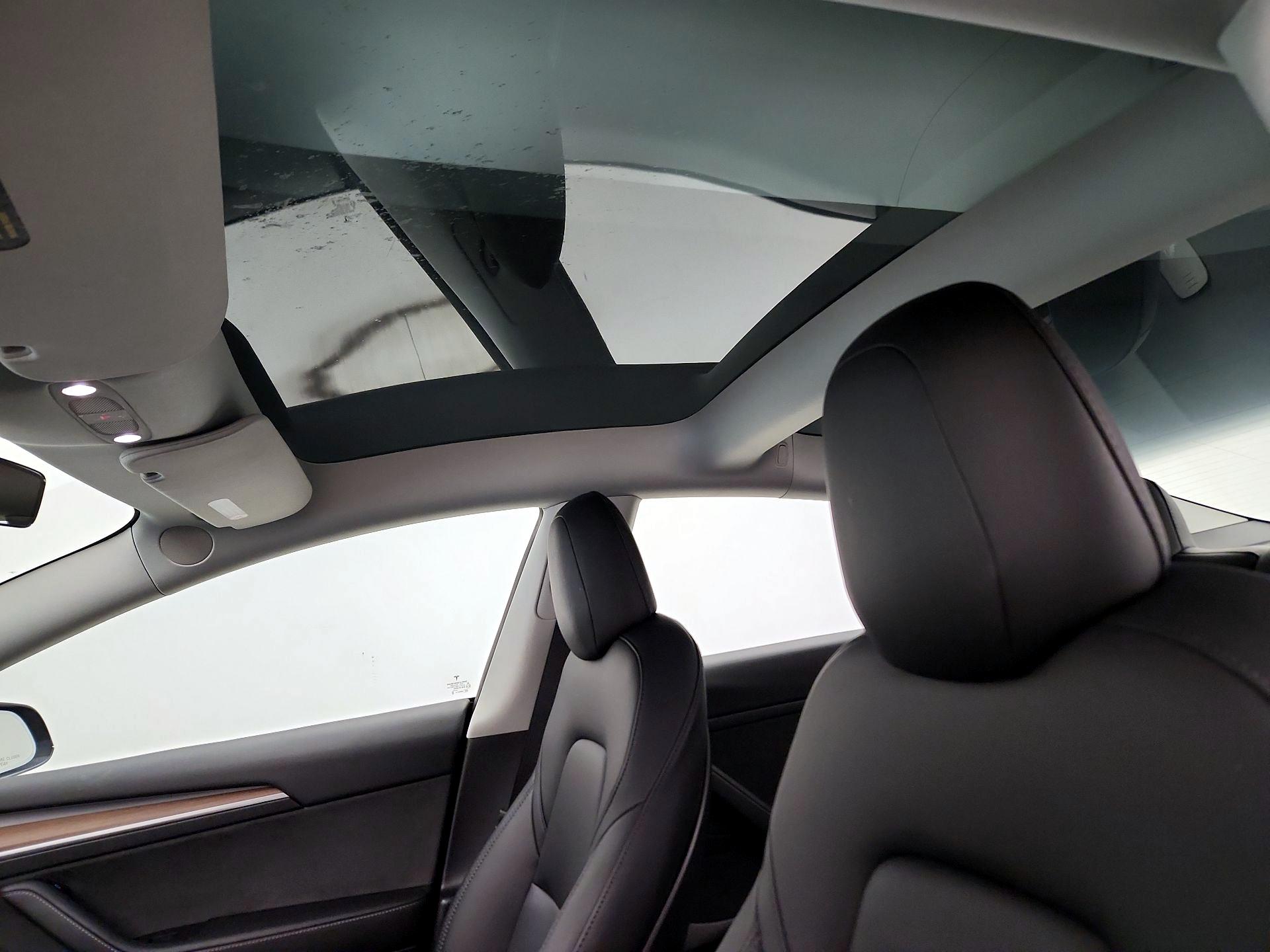 Thumbnail: 2023 Tesla Model 3 - 20