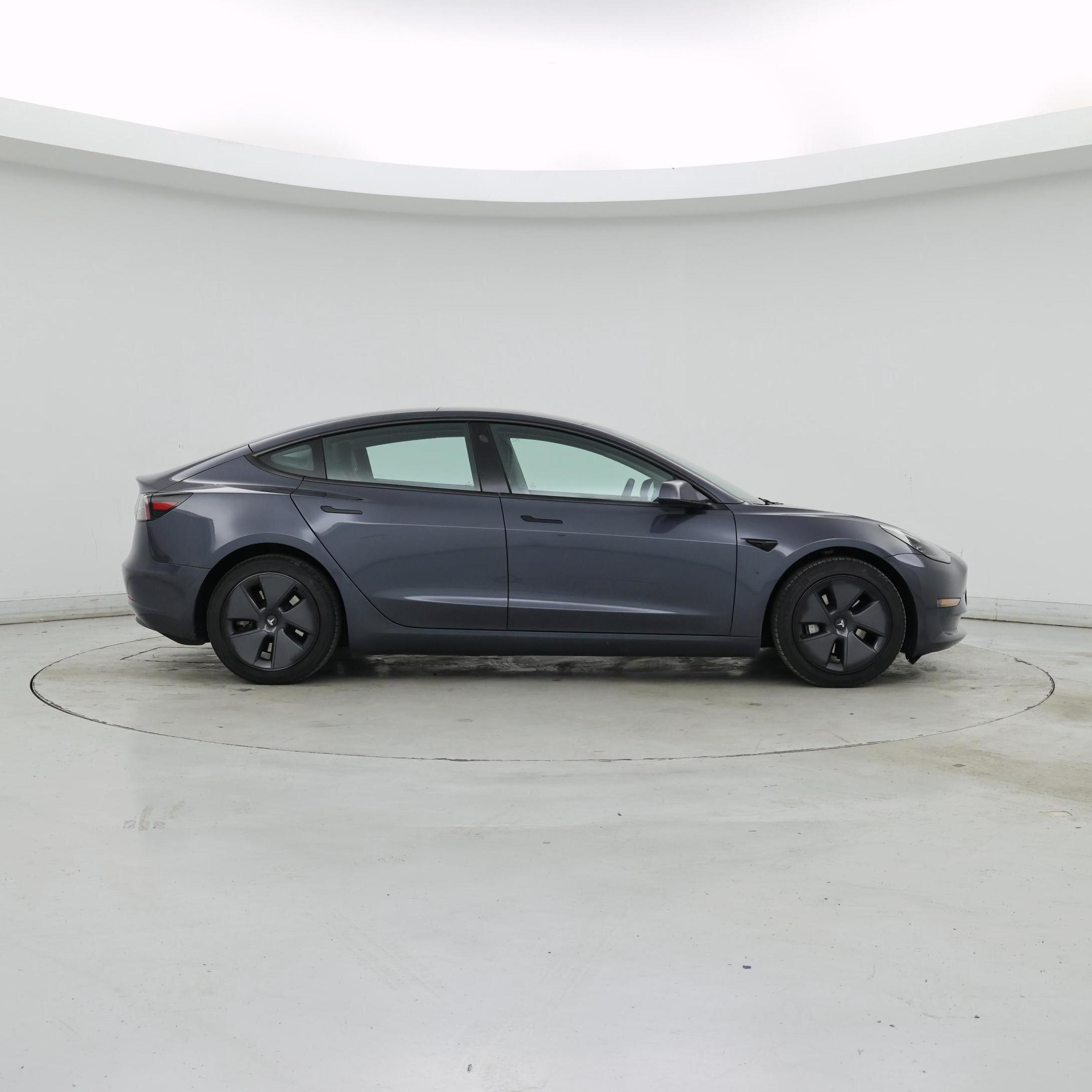 Thumbnail: 2023 Tesla Model 3 - 7