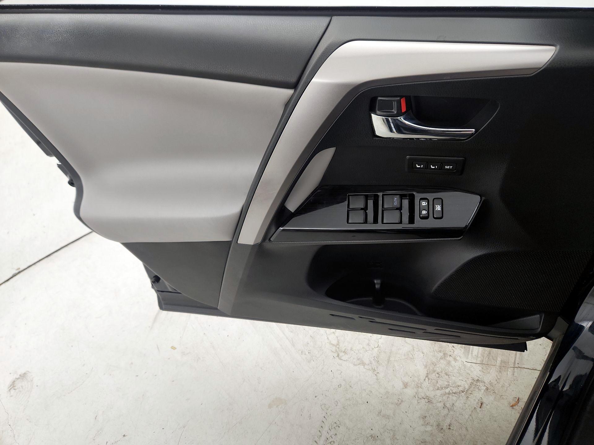 Thumbnail: 2017 Toyota RAV4 - 12