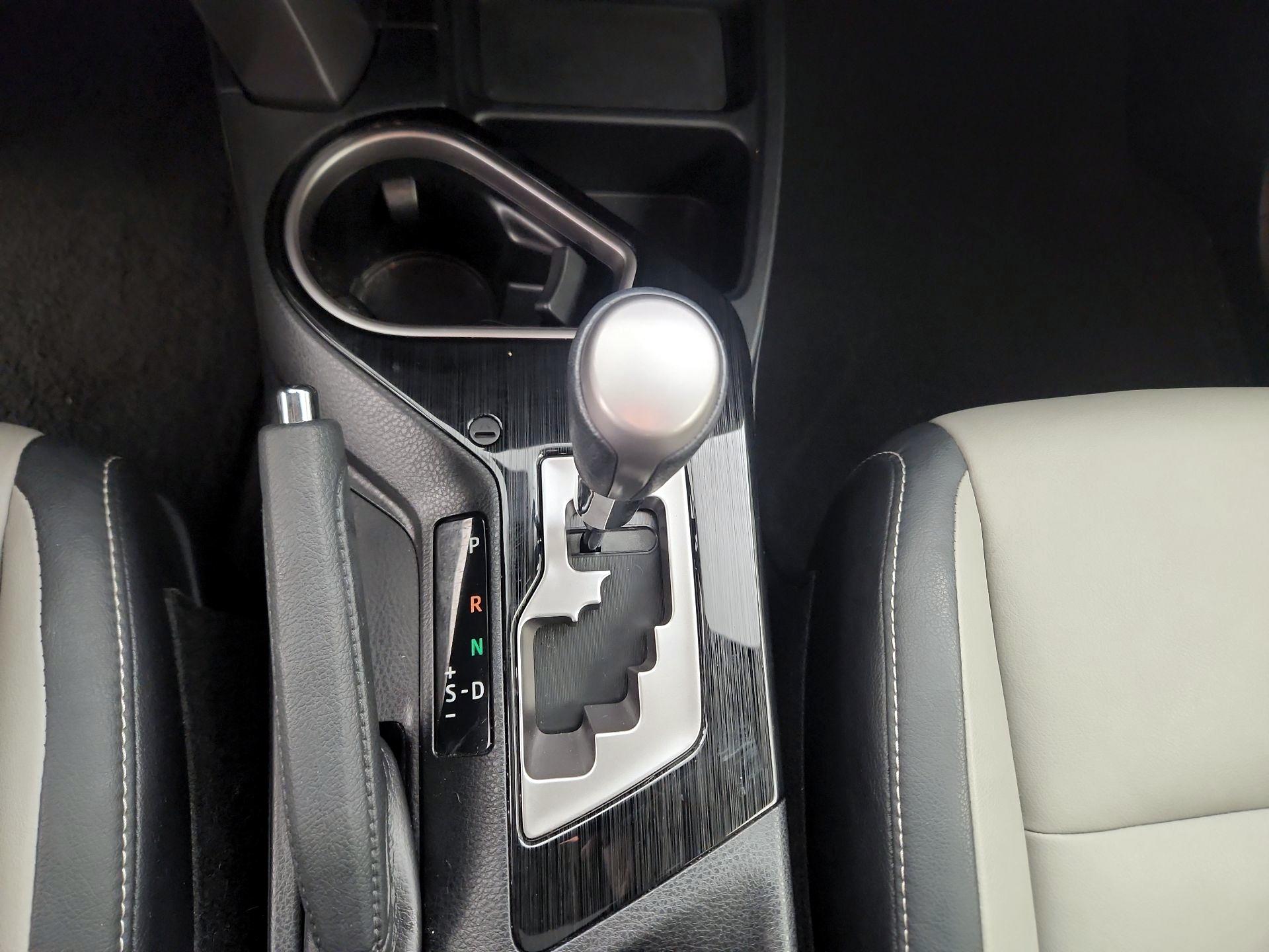 Thumbnail: 2017 Toyota RAV4 - 18