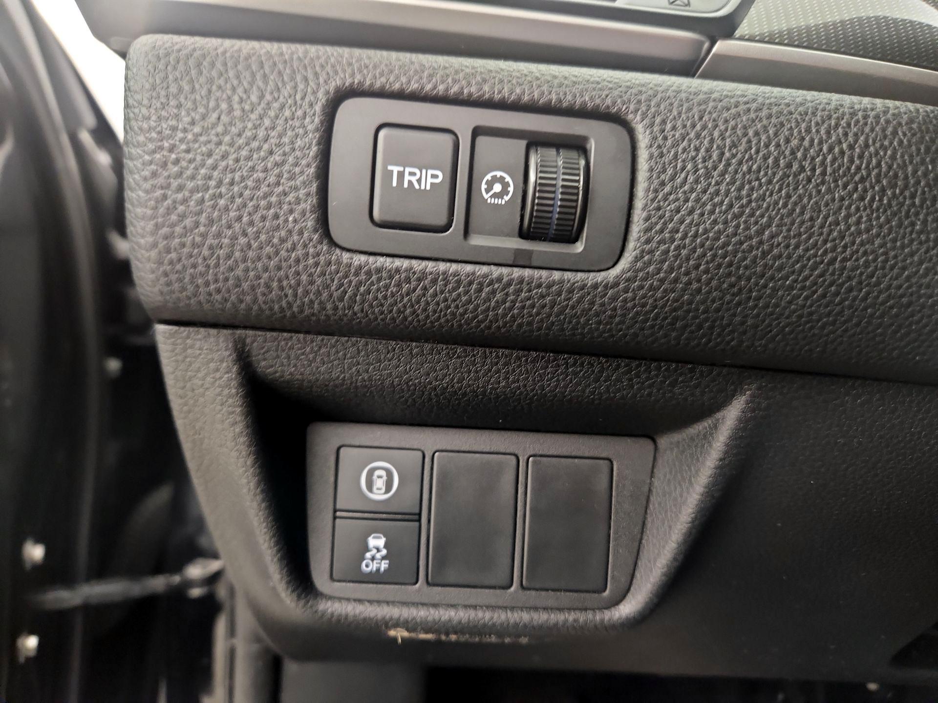 Thumbnail: 2018 Honda Accord - 13