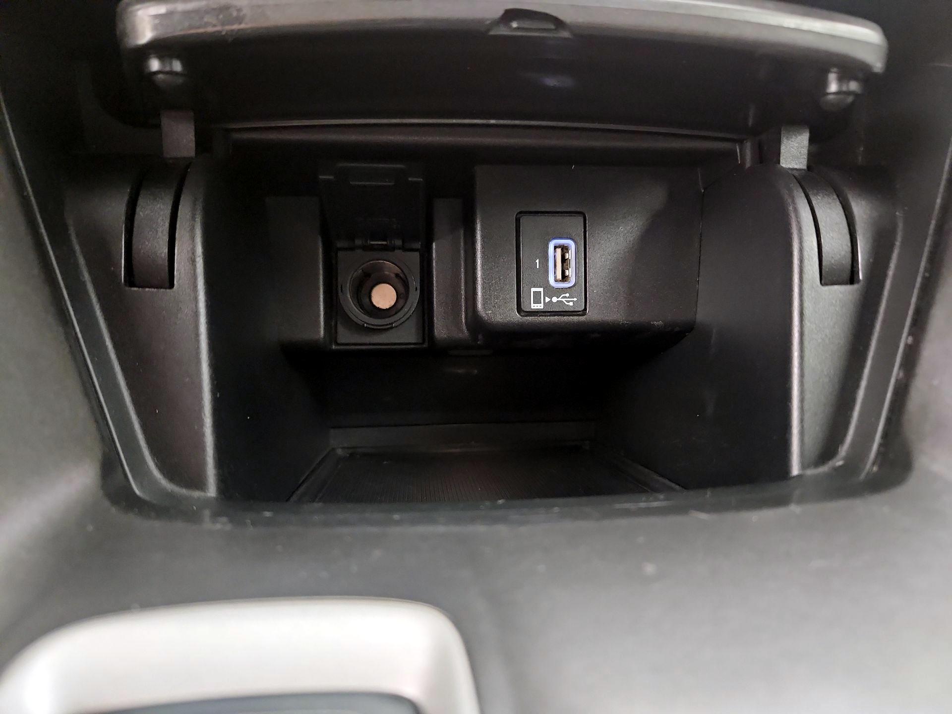 Thumbnail: 2018 Honda Accord - 18