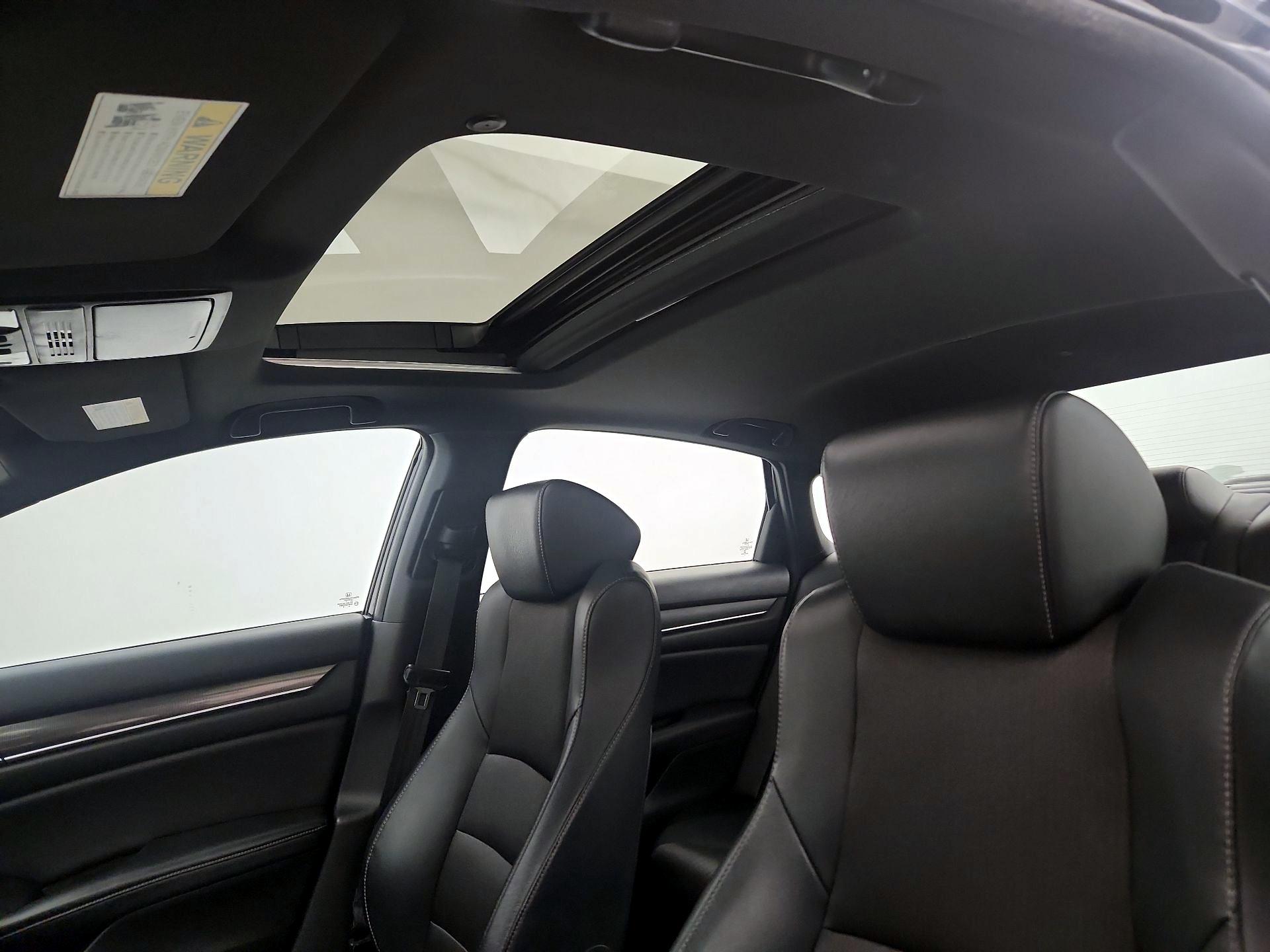 Thumbnail: 2018 Honda Accord - 19