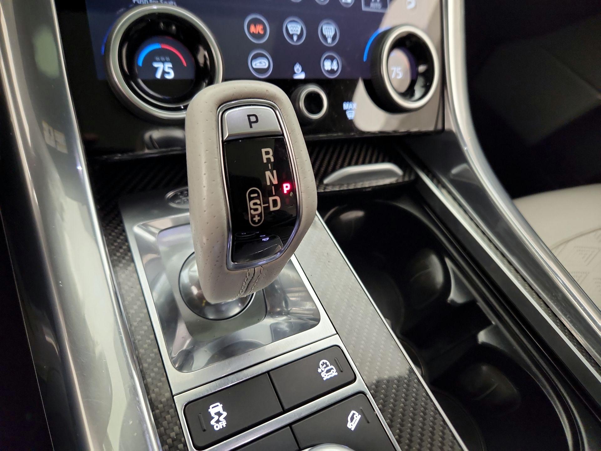 Thumbnail: 2018 Land Rover Range Rover Sport - 18