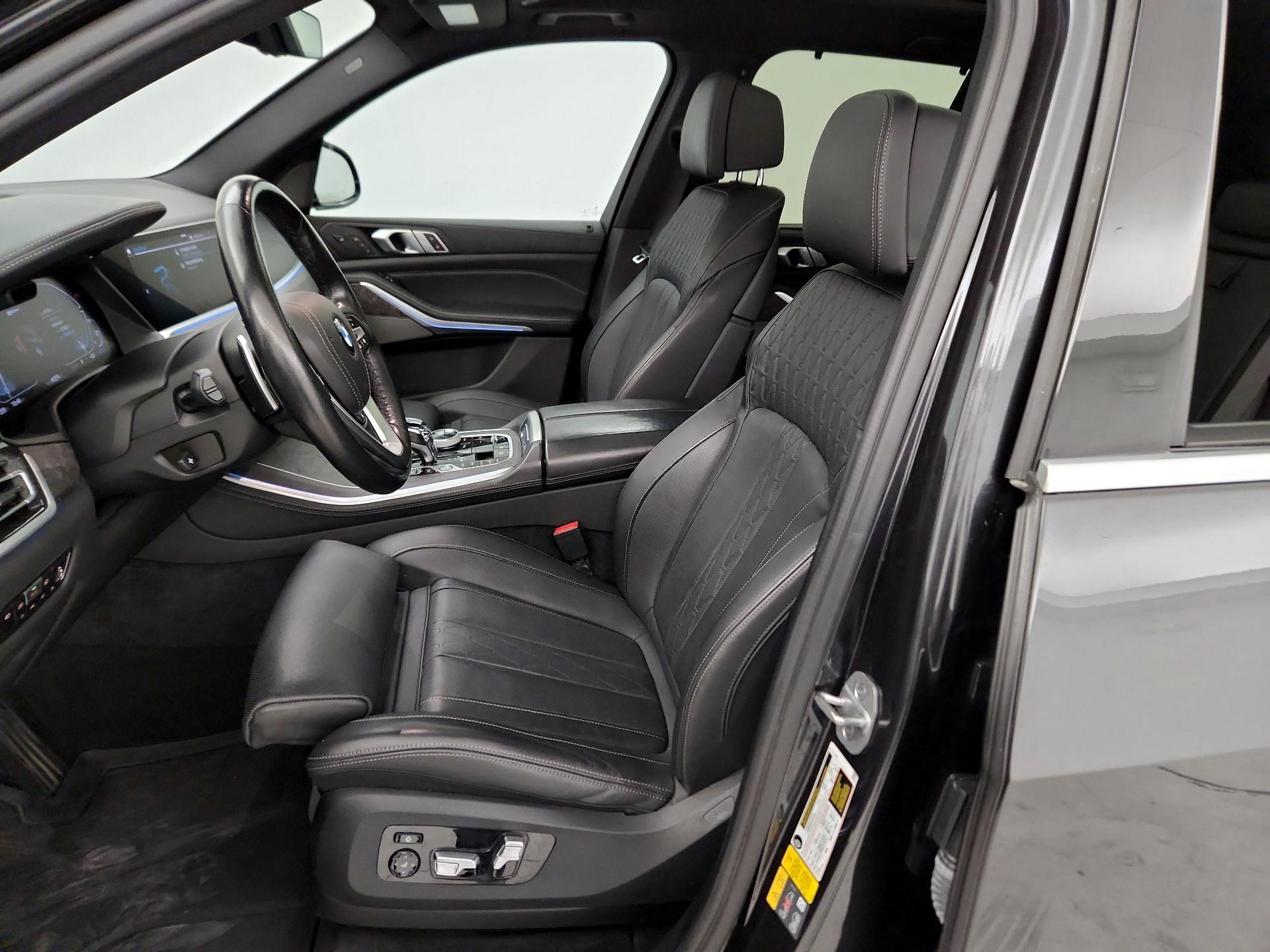 Thumbnail: 2021 BMW X5 - 11