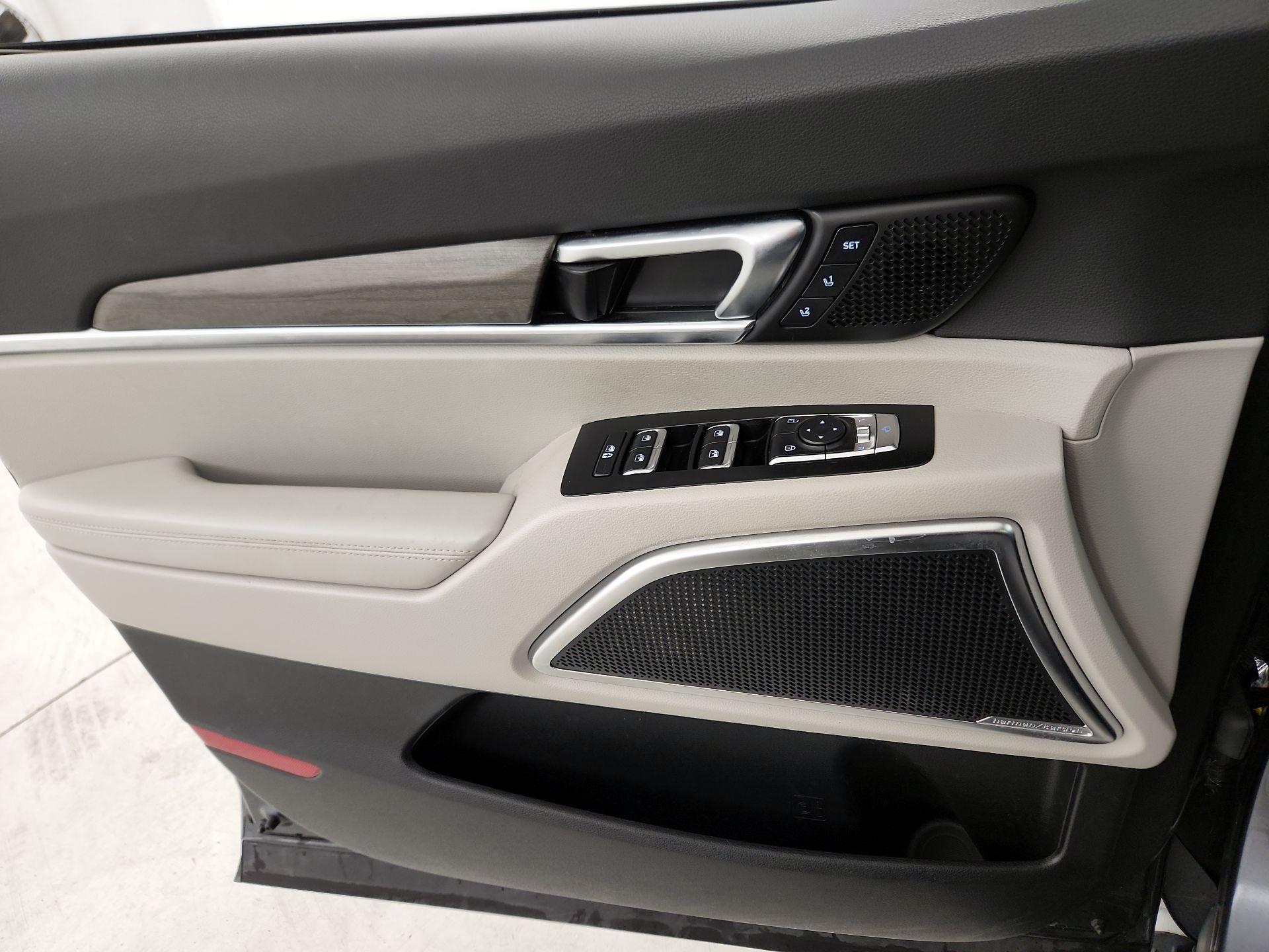 Thumbnail: 2022 Kia Telluride - 12