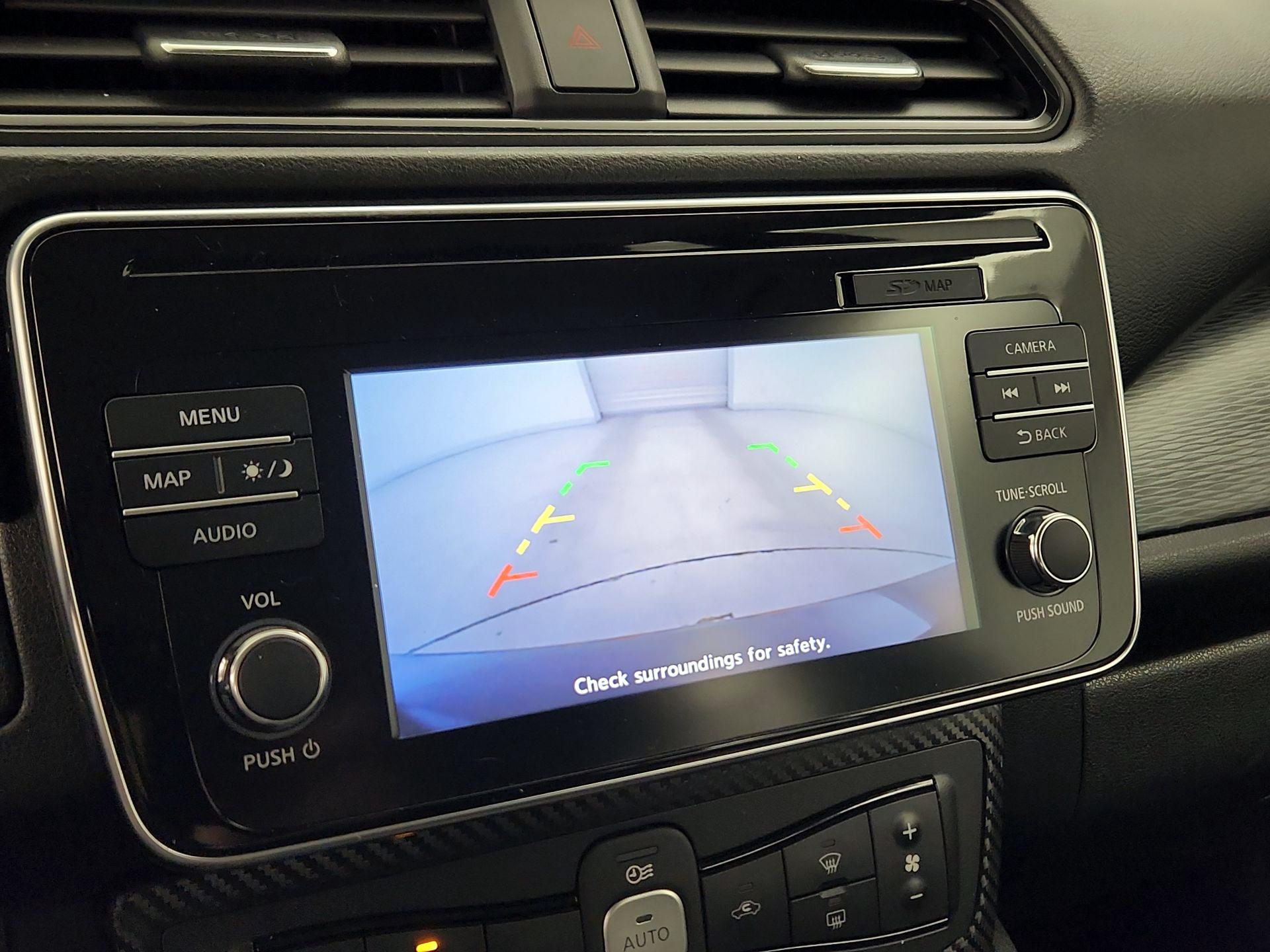 Thumbnail: 2019 Nissan Leaf - 15