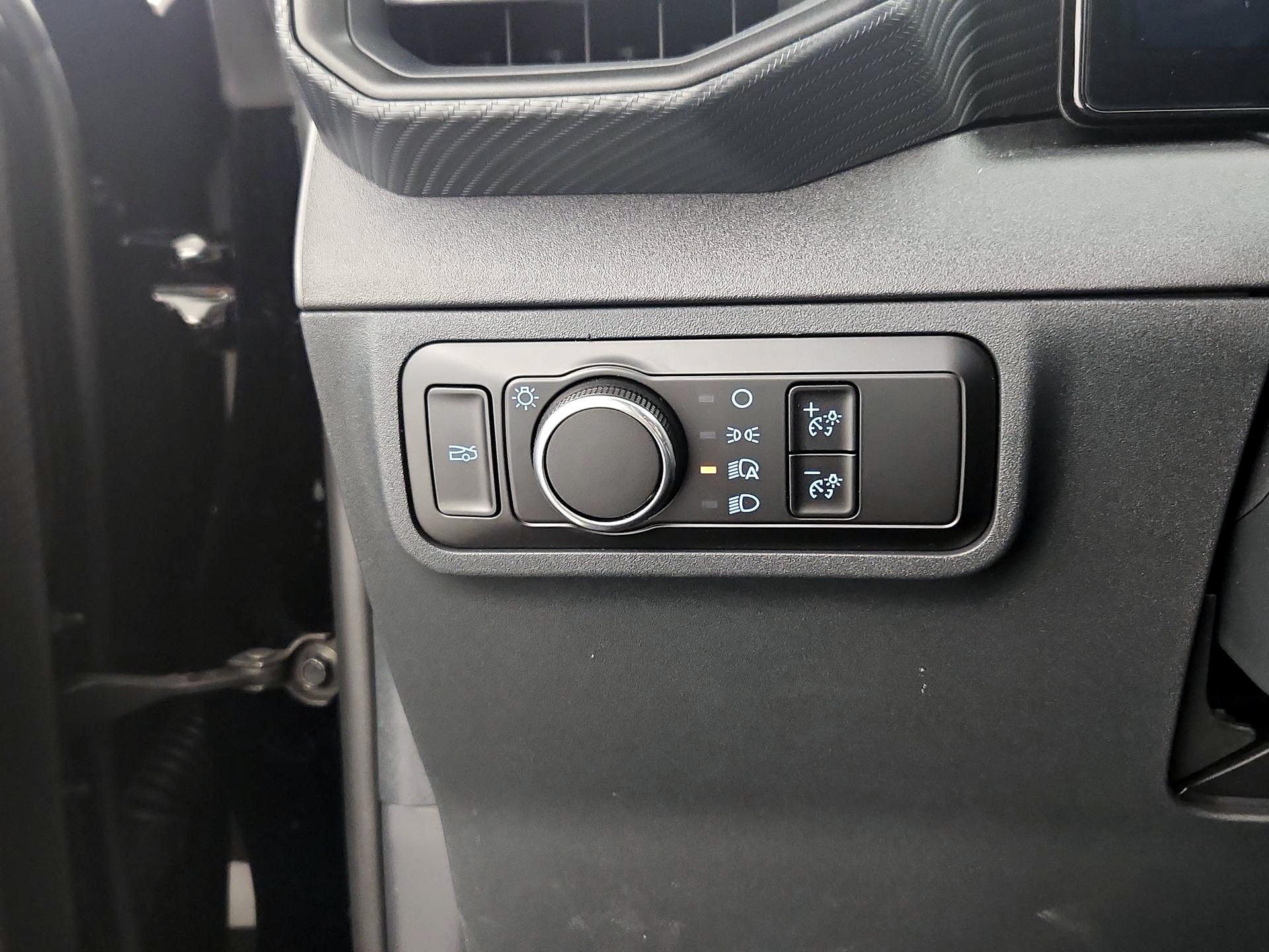 Thumbnail: 2025 Ford Mustang - 13