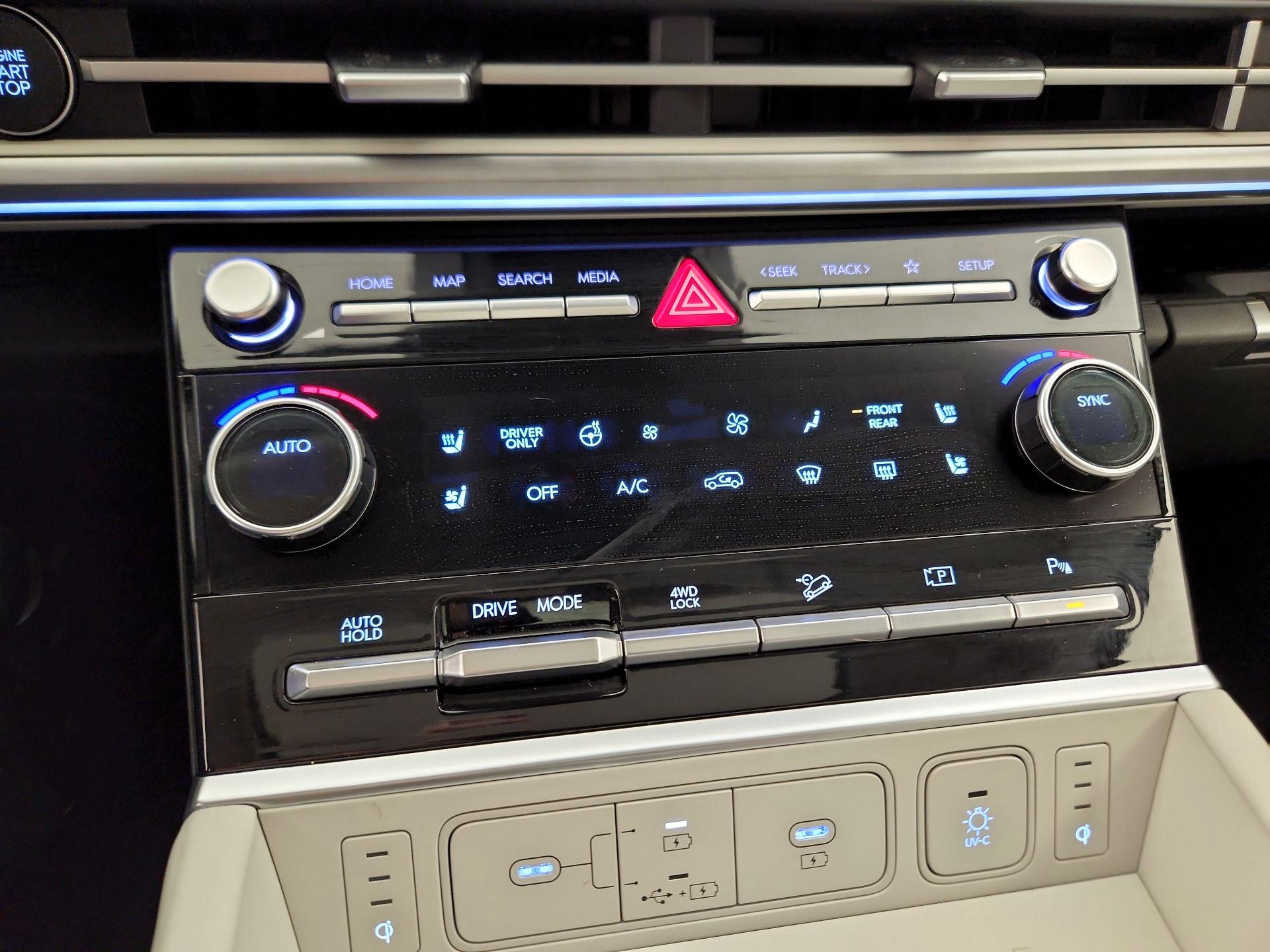 Thumbnail: 2025 Hyundai Santa Fe - 17