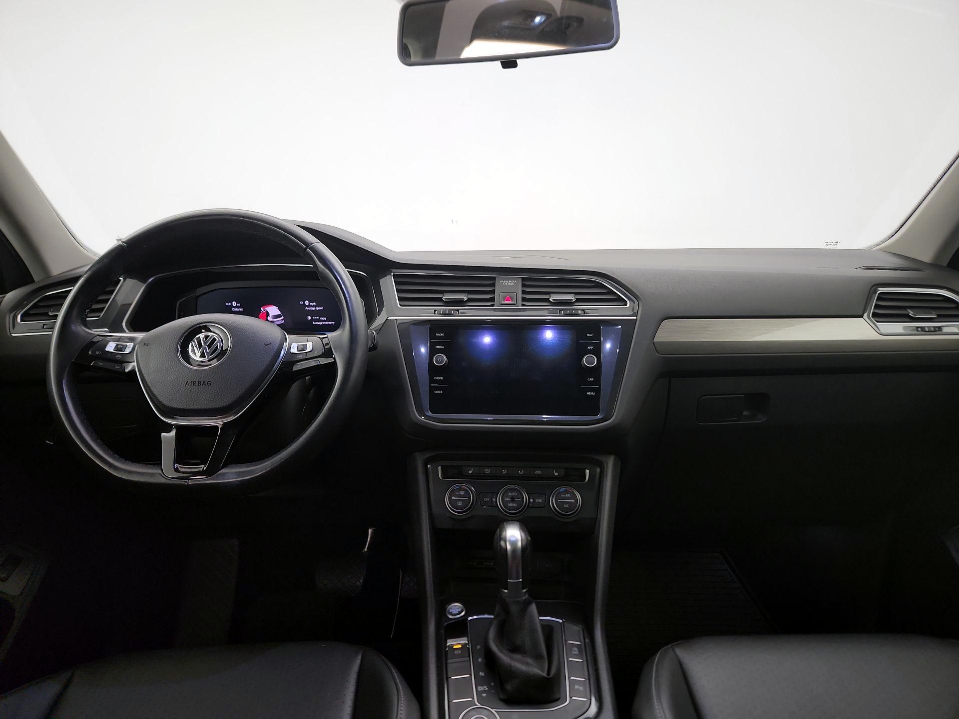 Thumbnail: 2019 Volkswagen Tiguan - 9