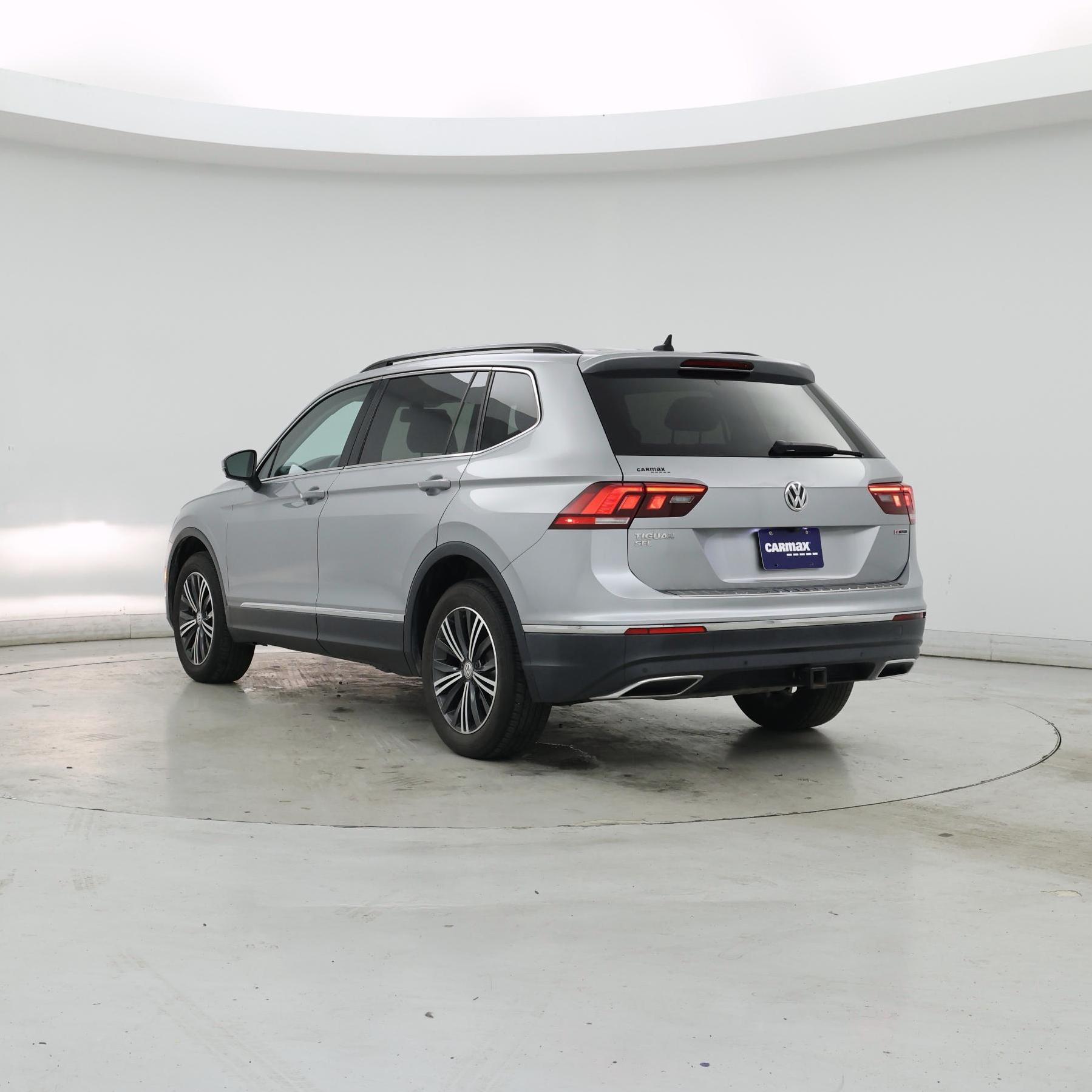 Thumbnail: 2019 Volkswagen Tiguan - 2