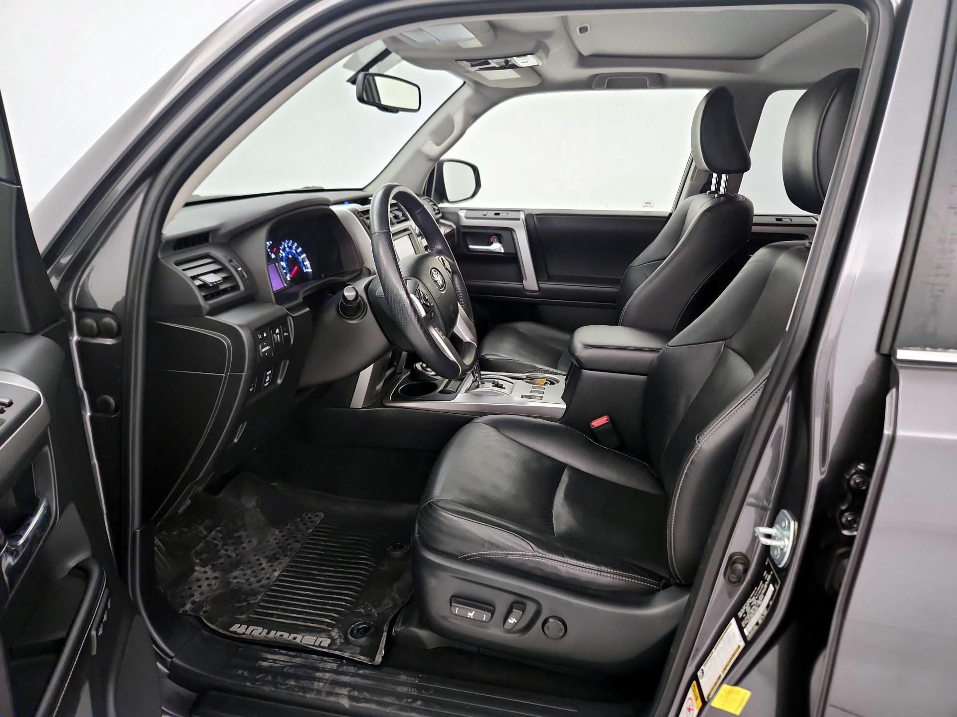 Thumbnail: 2018 Toyota 4Runner - 11