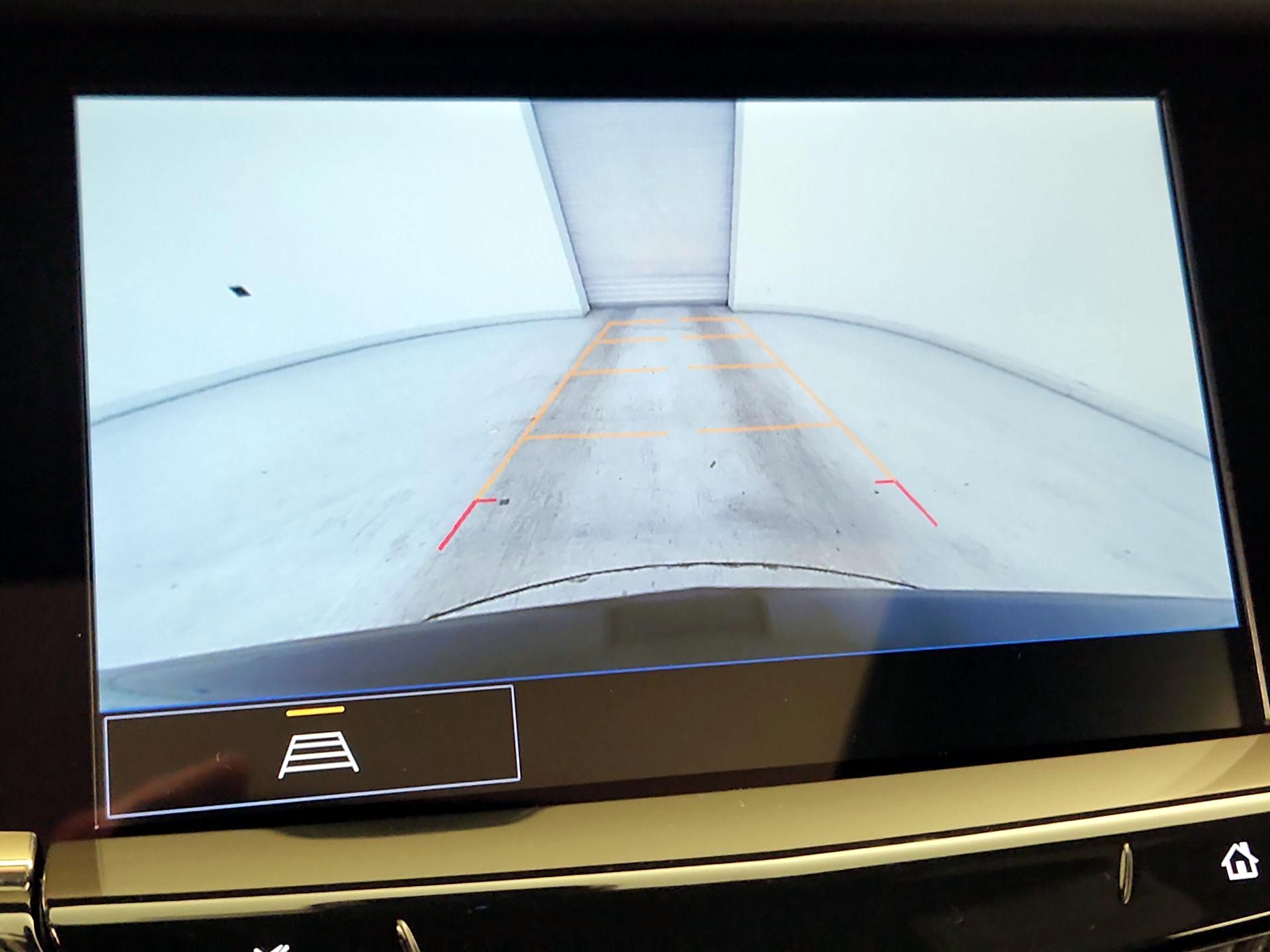 Thumbnail: 2024 Cadillac XT6 - 15