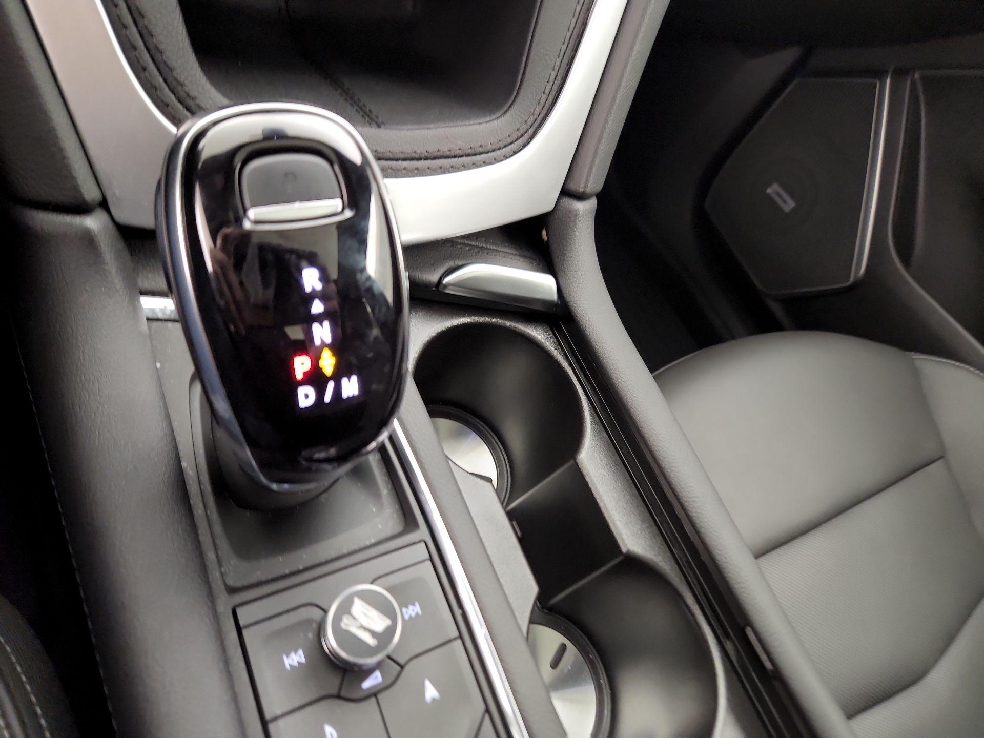 Thumbnail: 2024 Cadillac XT6 - 18