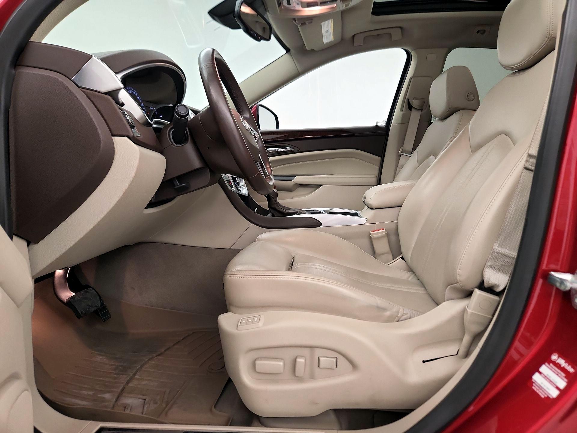 Thumbnail: 2016 Cadillac SRX - 11