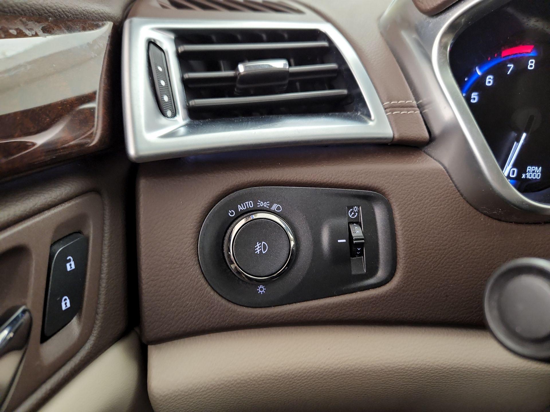 Thumbnail: 2016 Cadillac SRX - 13