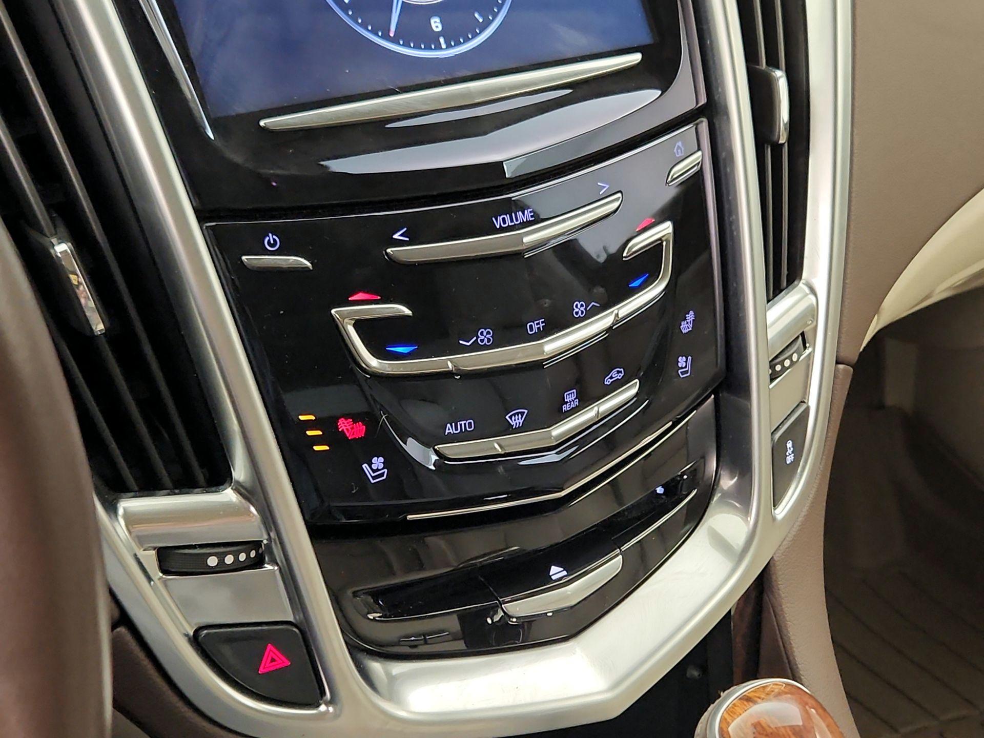 Thumbnail: 2016 Cadillac SRX - 17