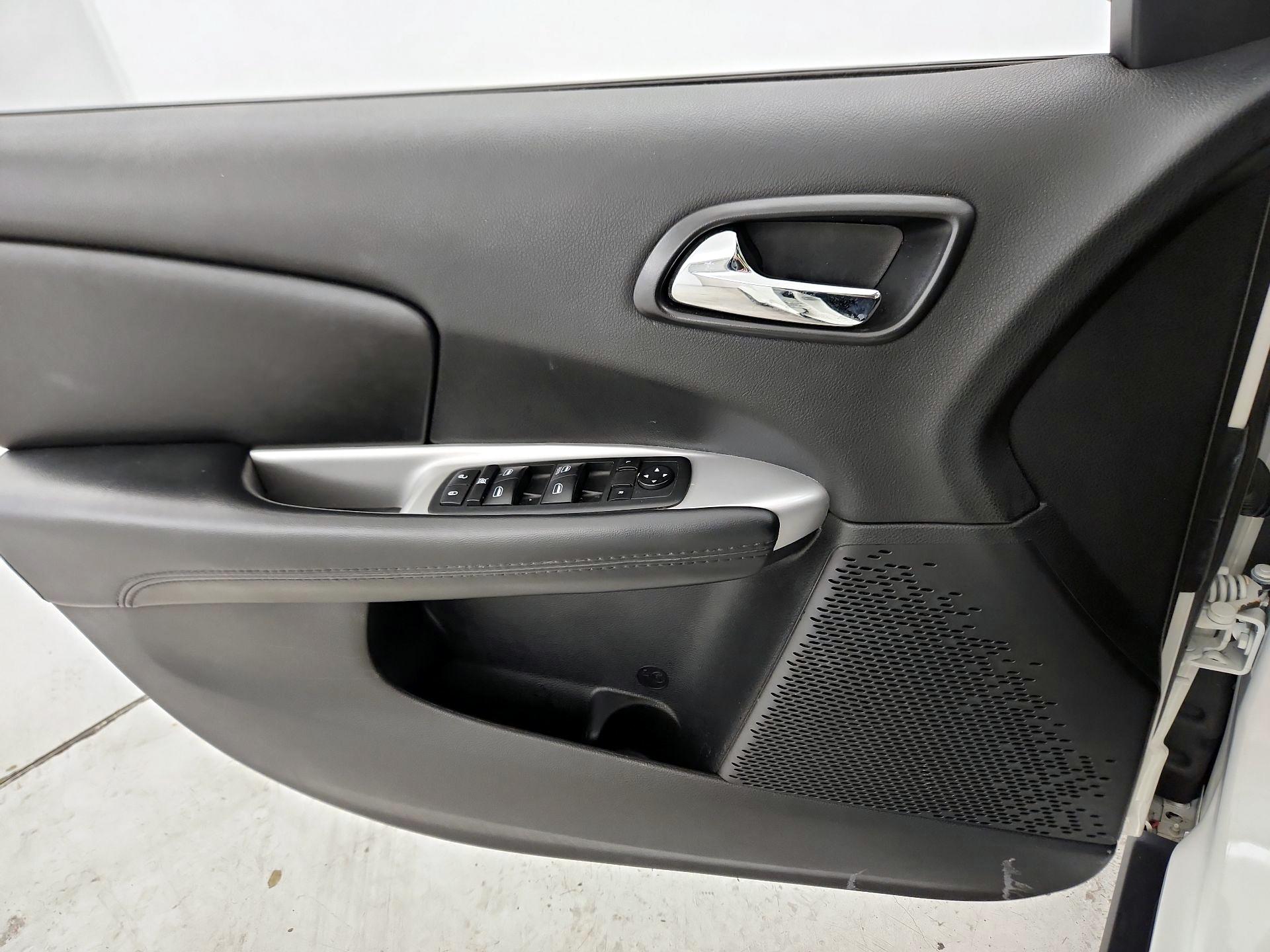 Thumbnail: 2020 Dodge Journey - 12