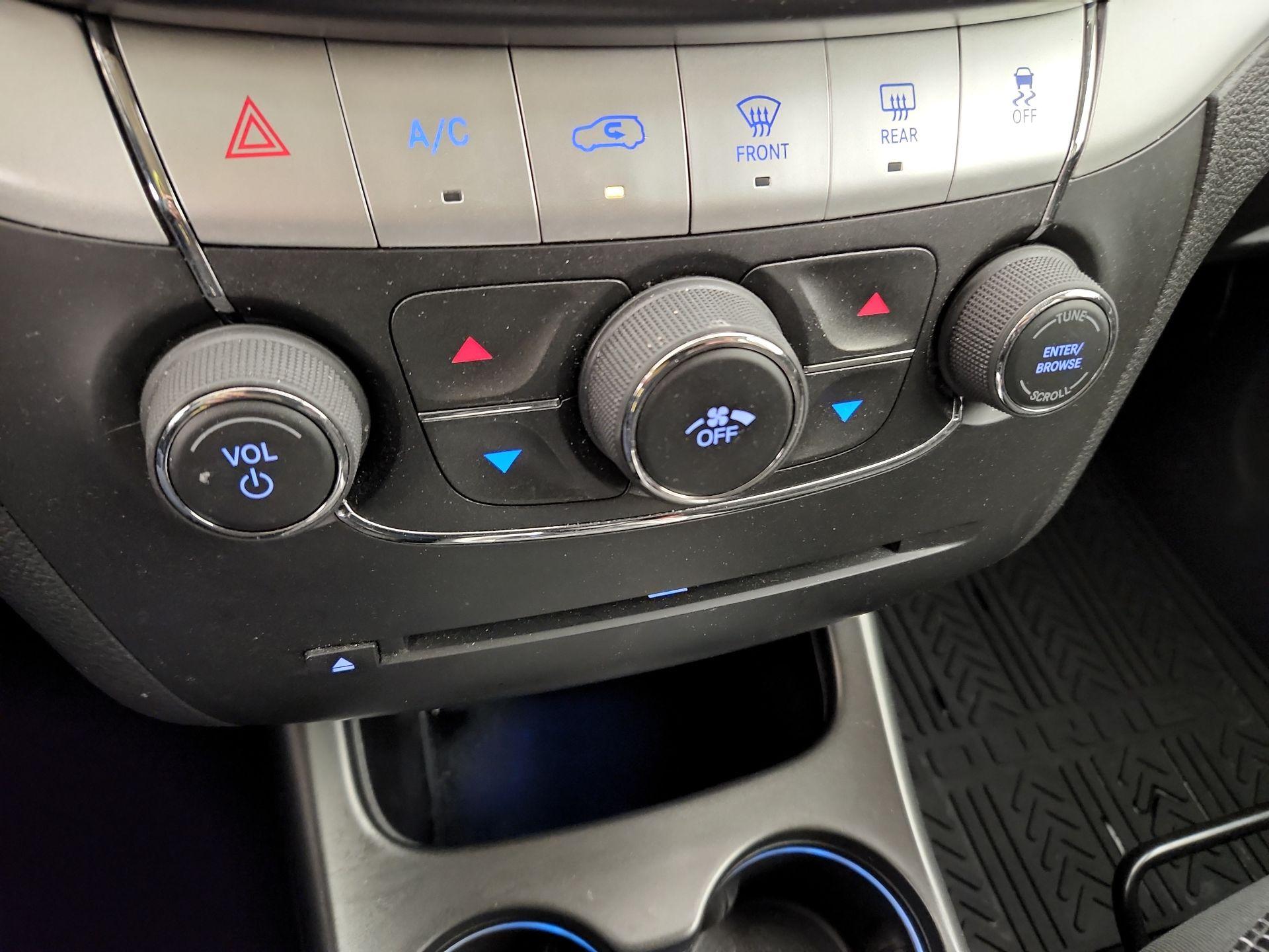 Thumbnail: 2020 Dodge Journey - 16