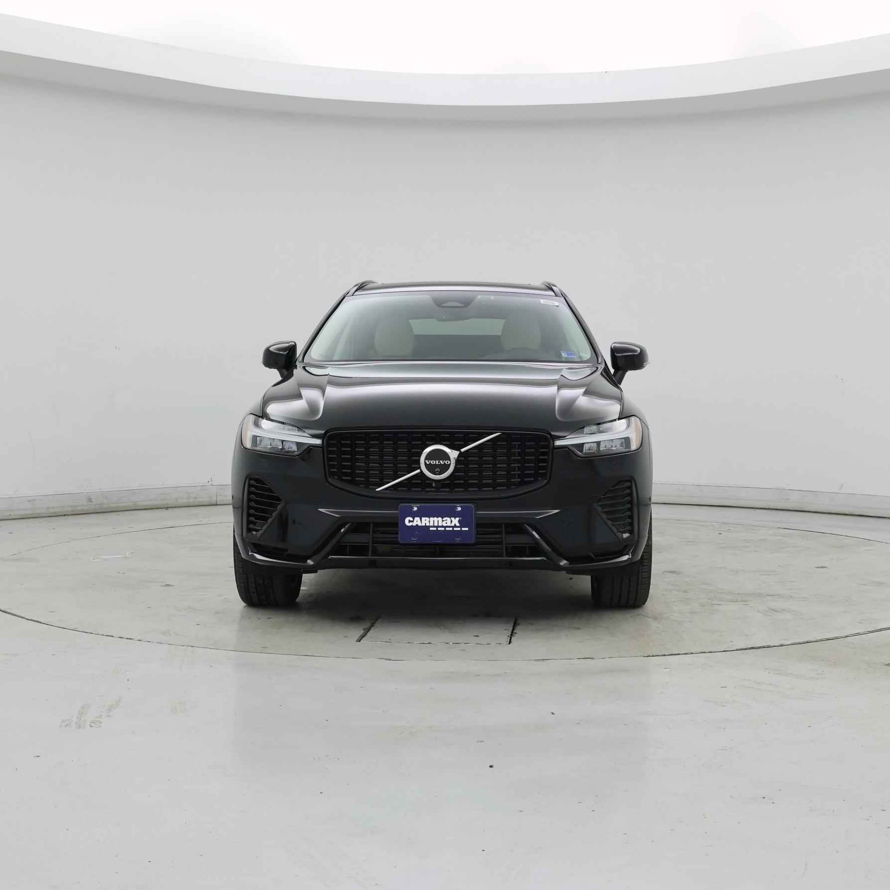 Thumbnail: 2025 Volvo XC60 - 5