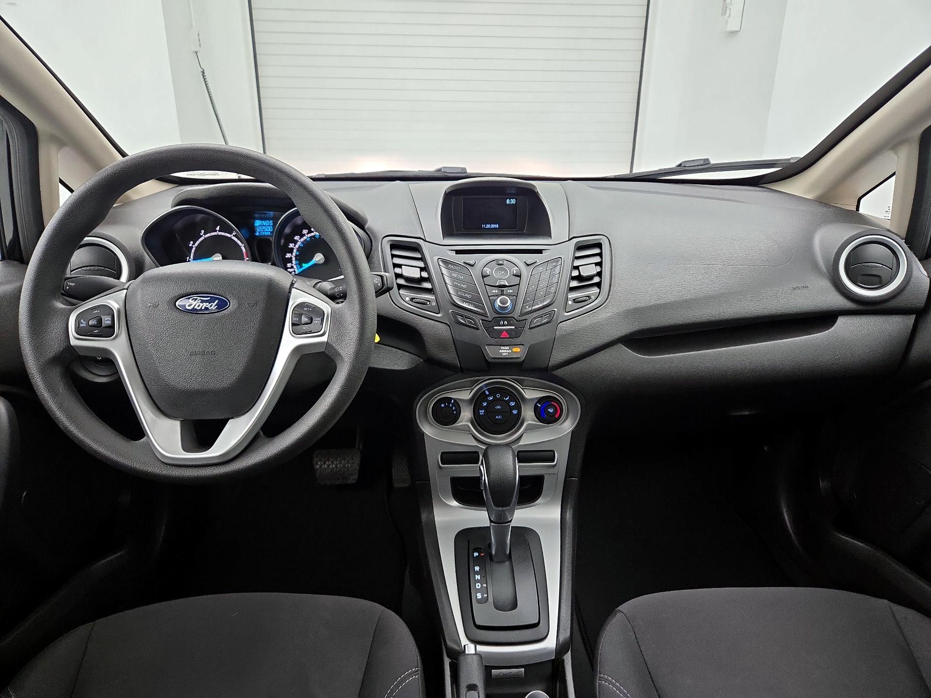 Thumbnail: 2019 Ford Fiesta - 9