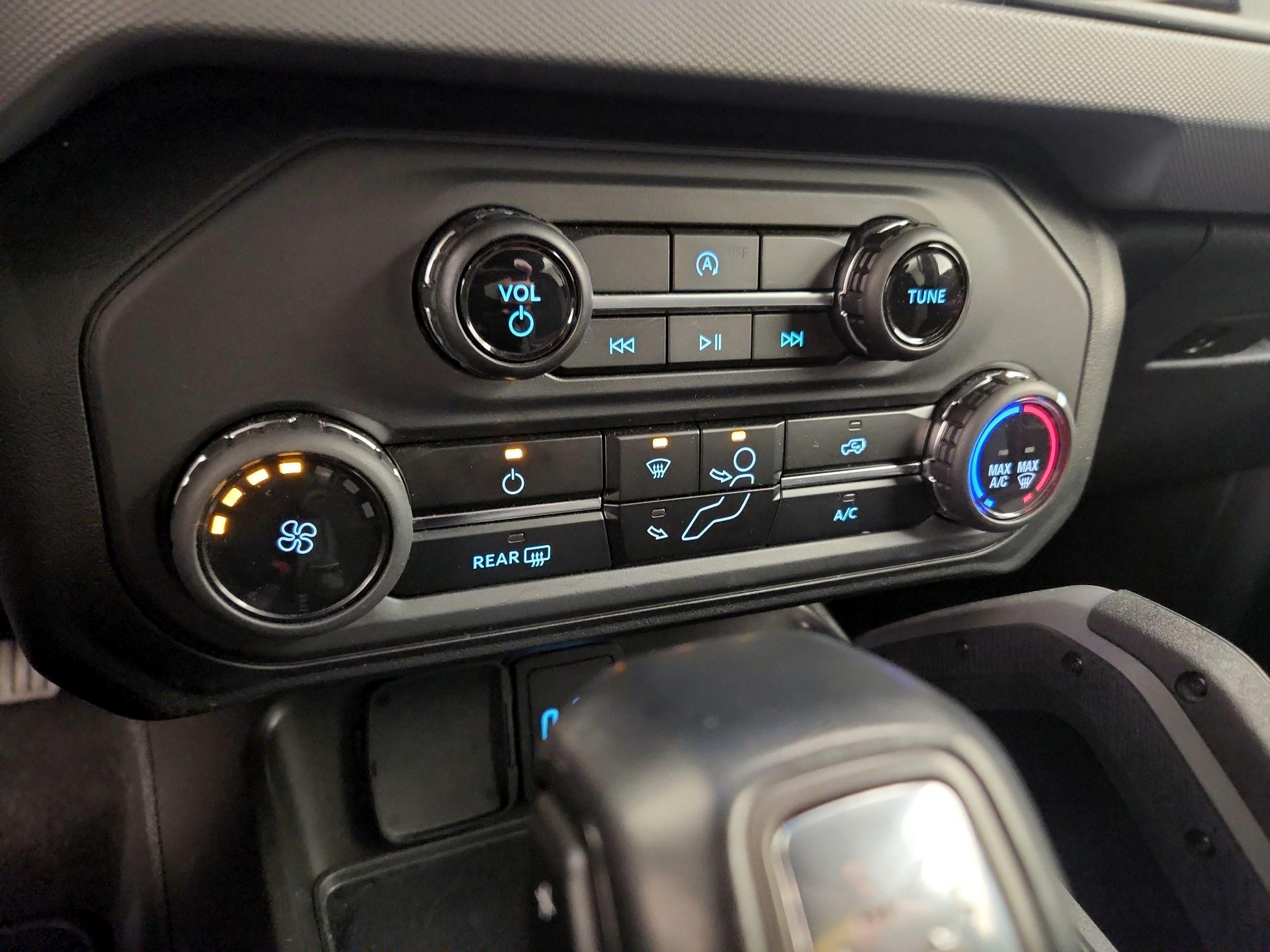 Thumbnail: 2023 Ford Bronco - 16