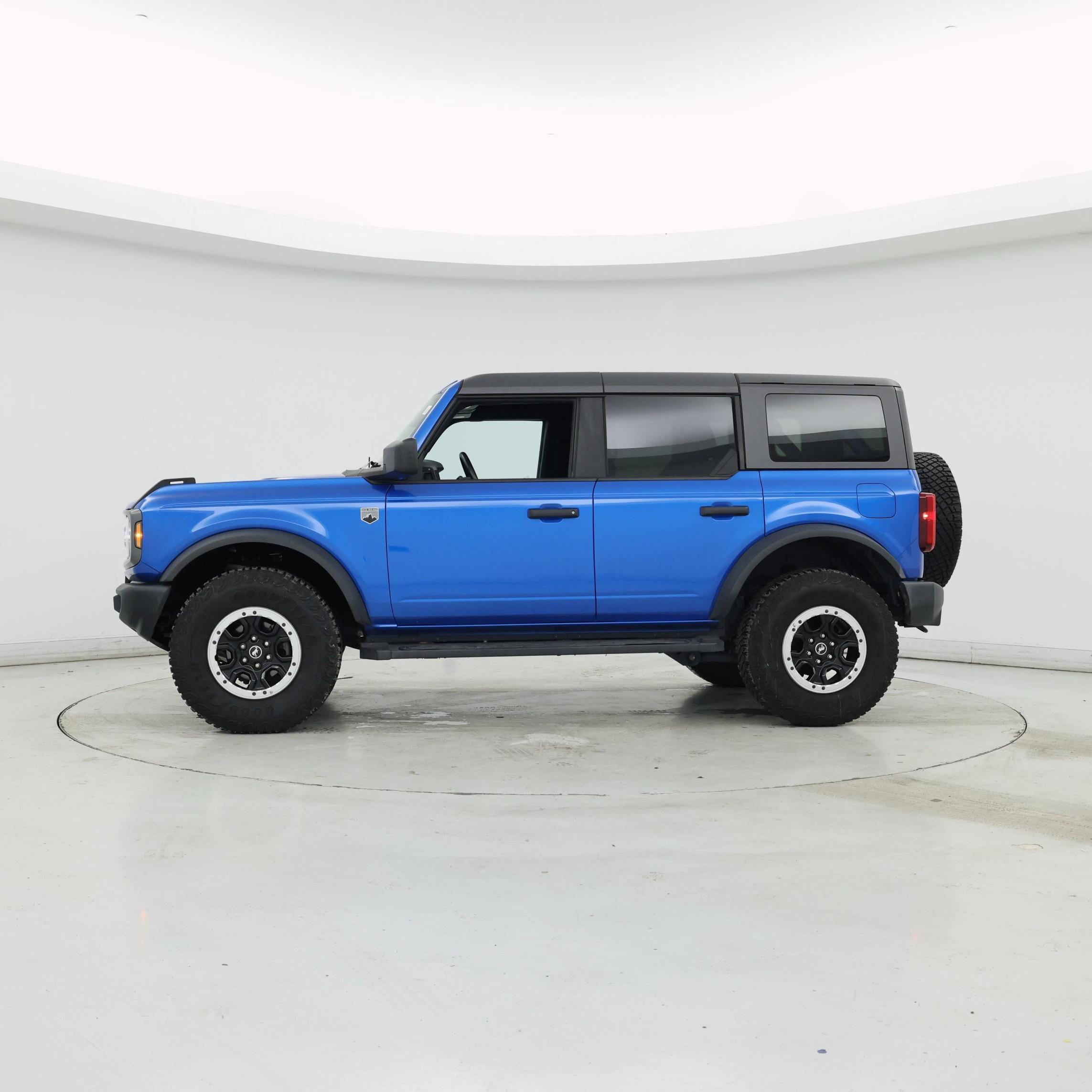 Thumbnail: 2023 Ford Bronco - 3