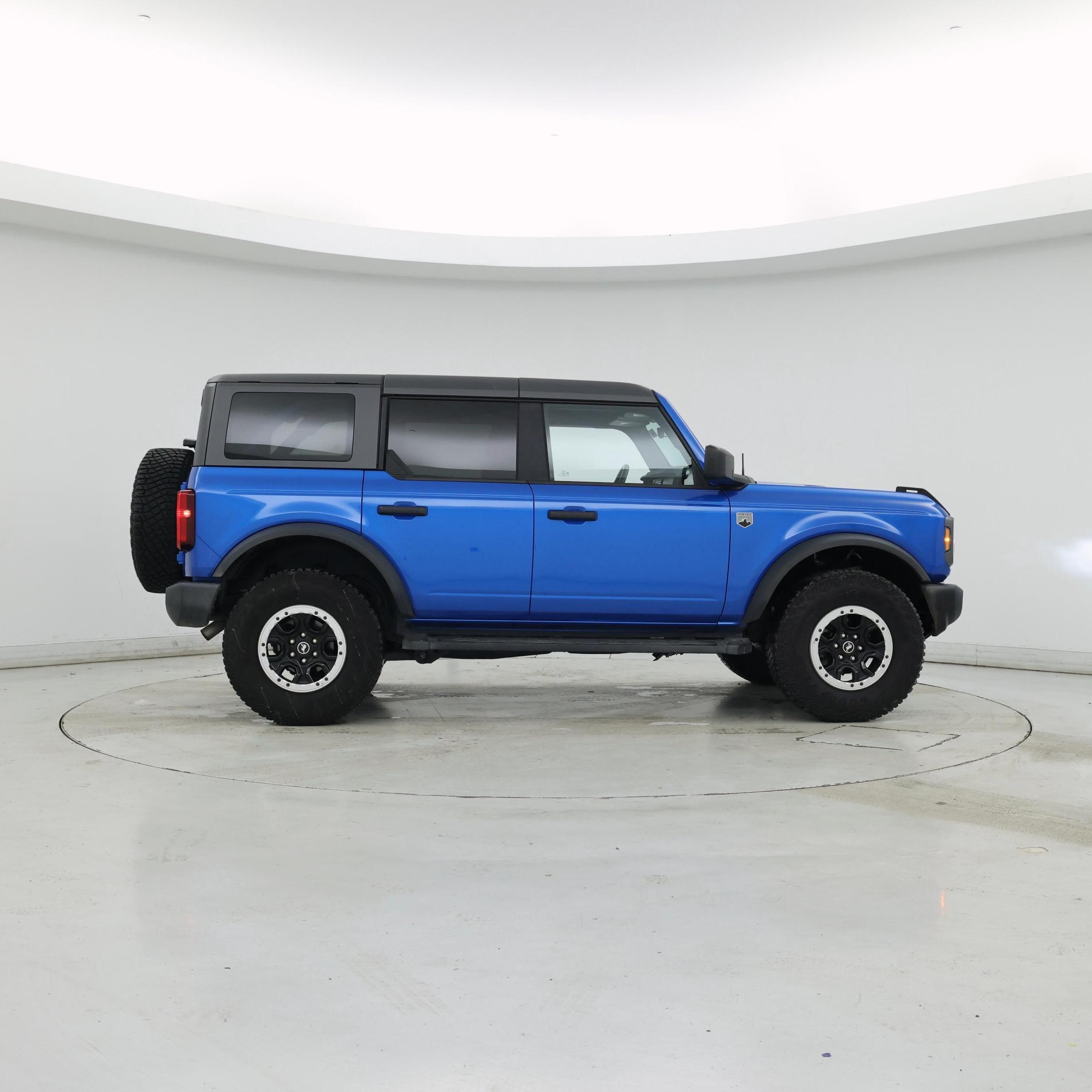 Thumbnail: 2023 Ford Bronco - 7