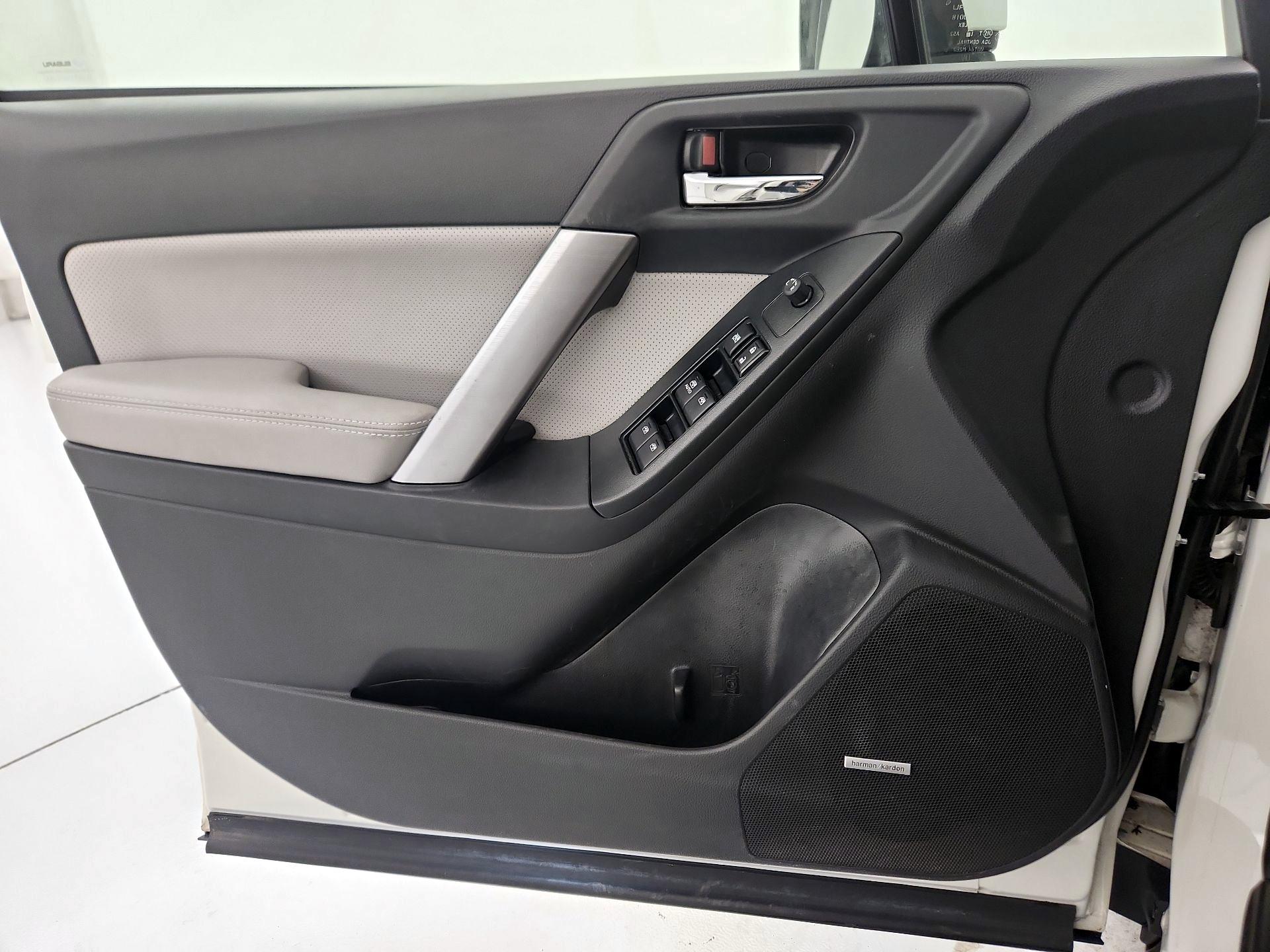 Thumbnail: 2016 Subaru Forester - 12