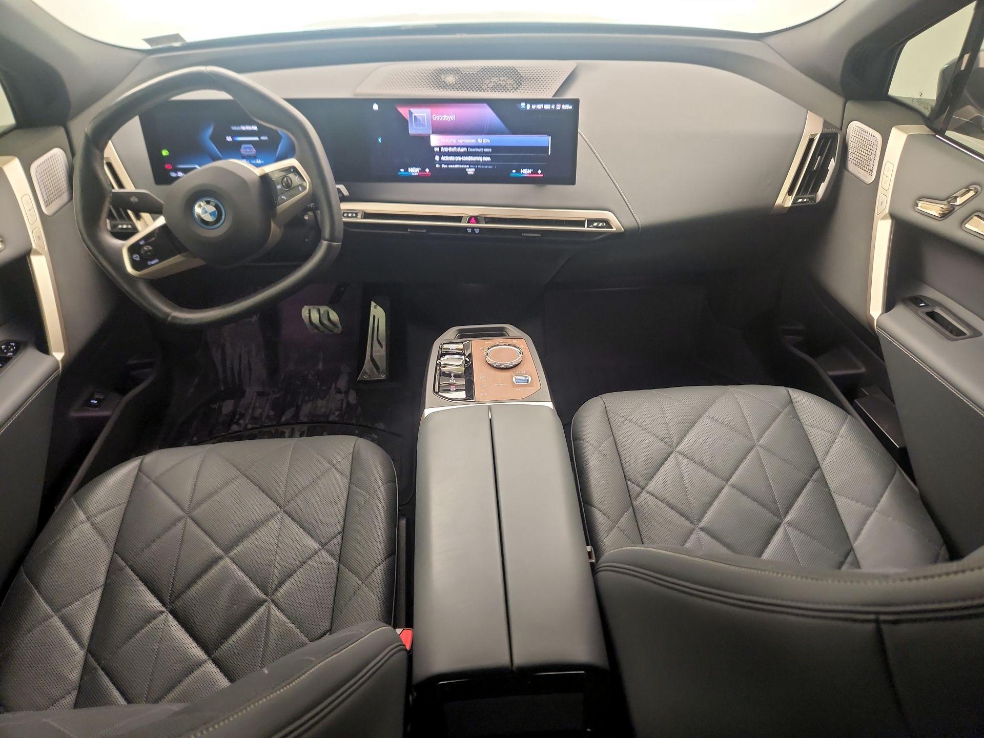 Thumbnail: 2023 BMW iX - 9