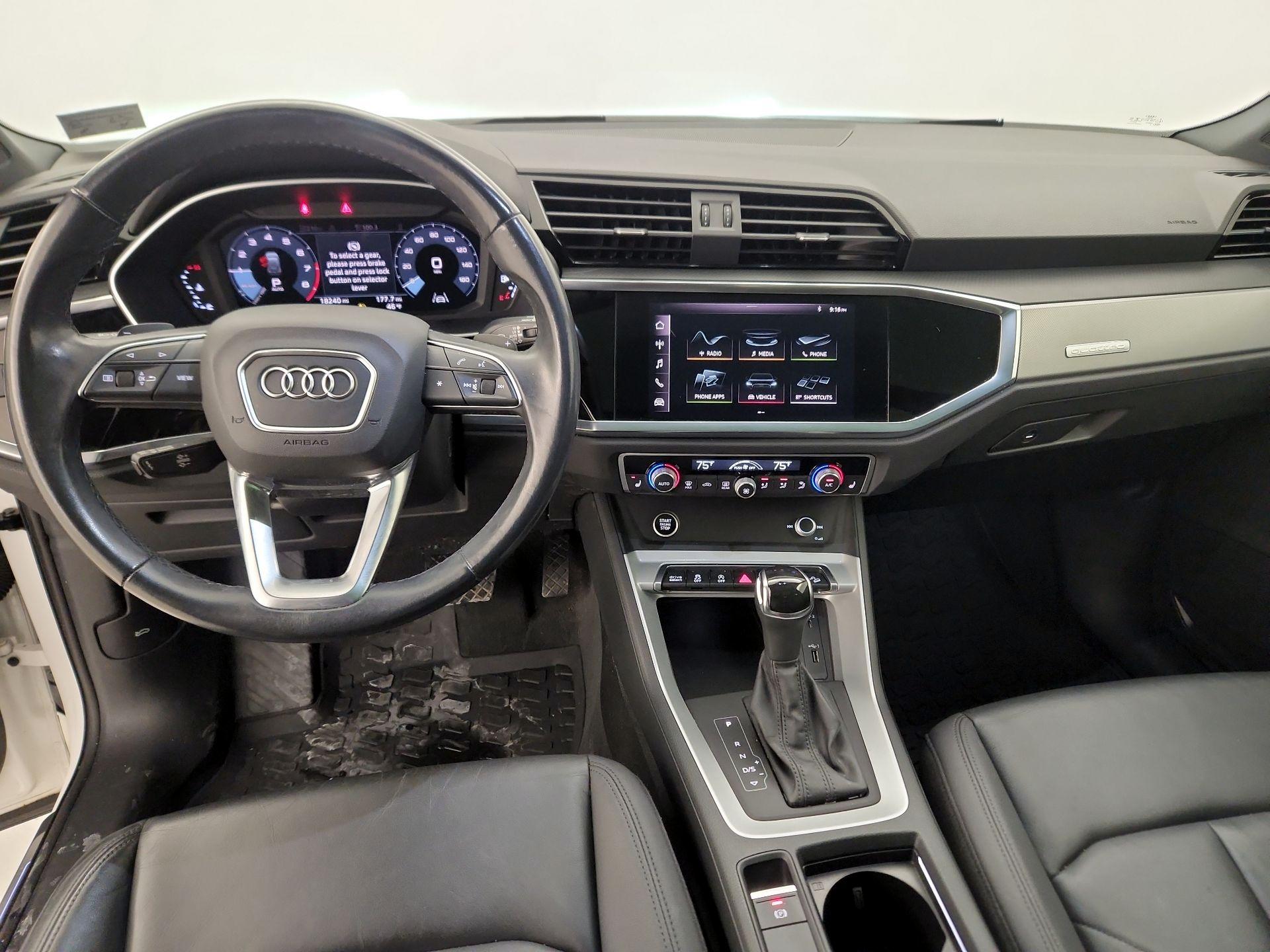 Thumbnail: 2021 Audi Q3 - 9