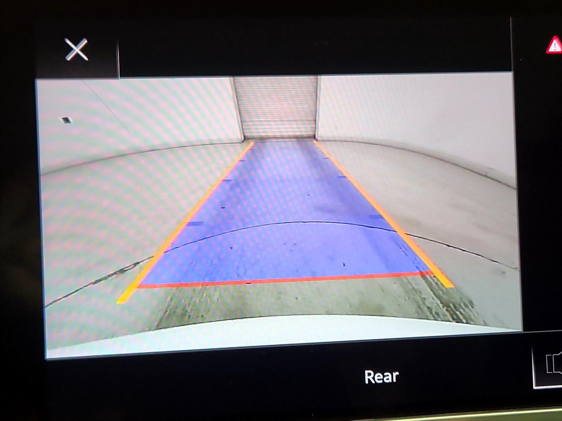 Thumbnail: 2021 Audi Q3 - 14