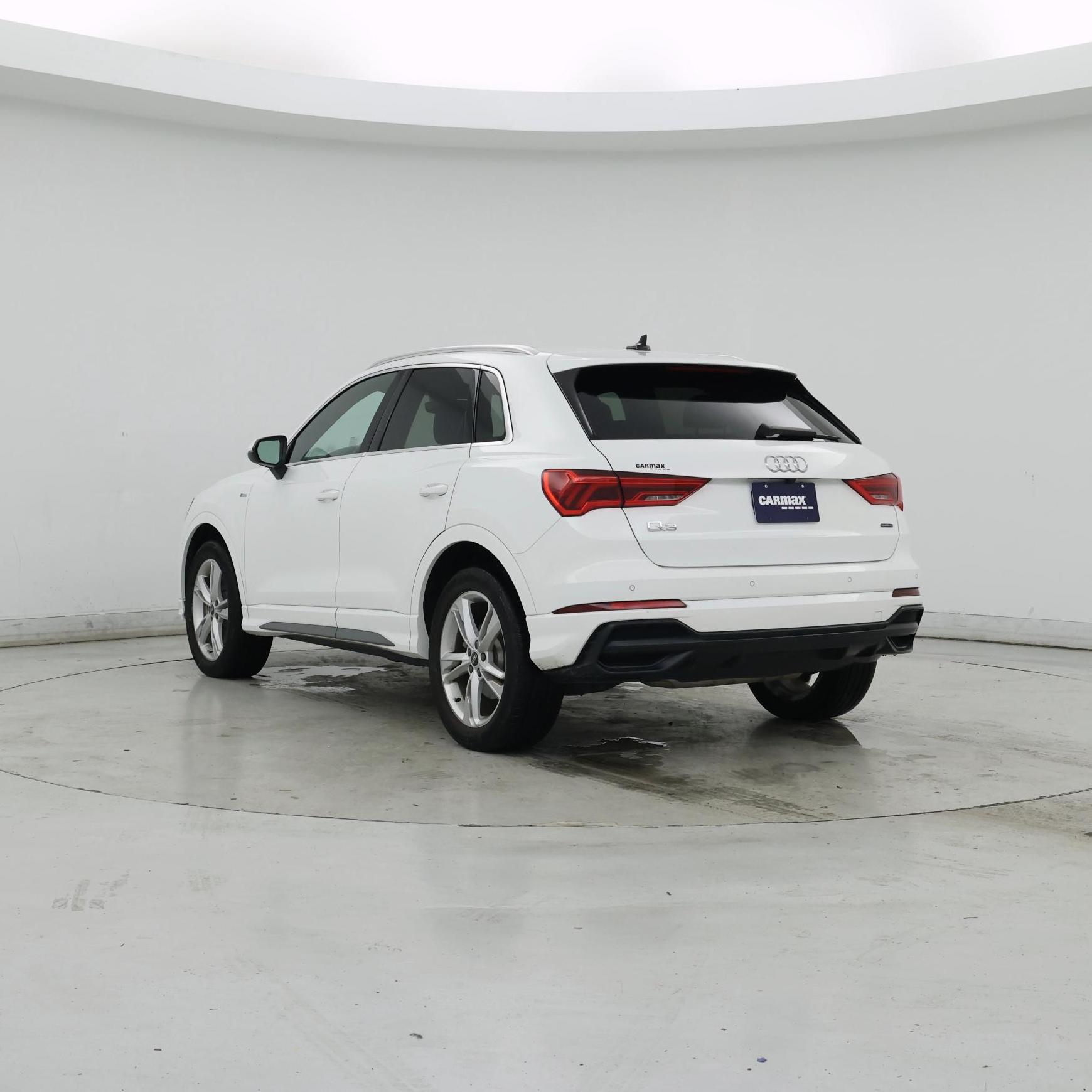 Thumbnail: 2021 Audi Q3 - 2