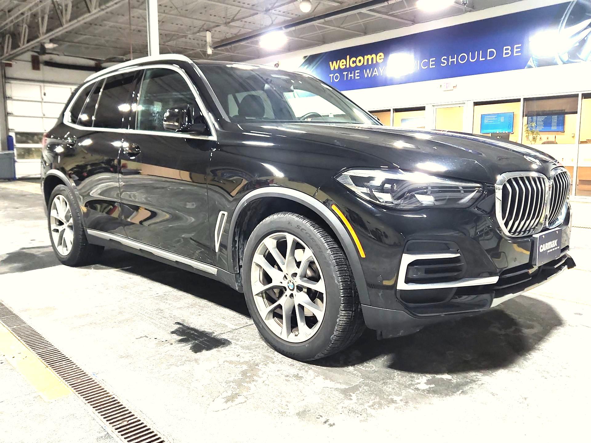 Thumbnail: 2023 BMW X5 - 1