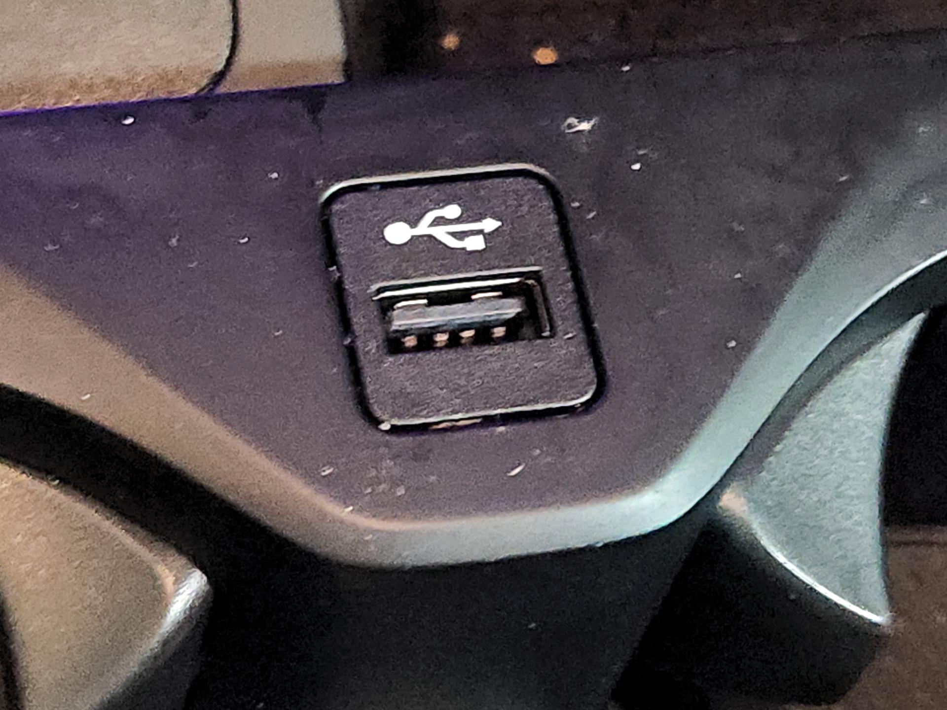 Thumbnail: 2023 BMW X5 - 17