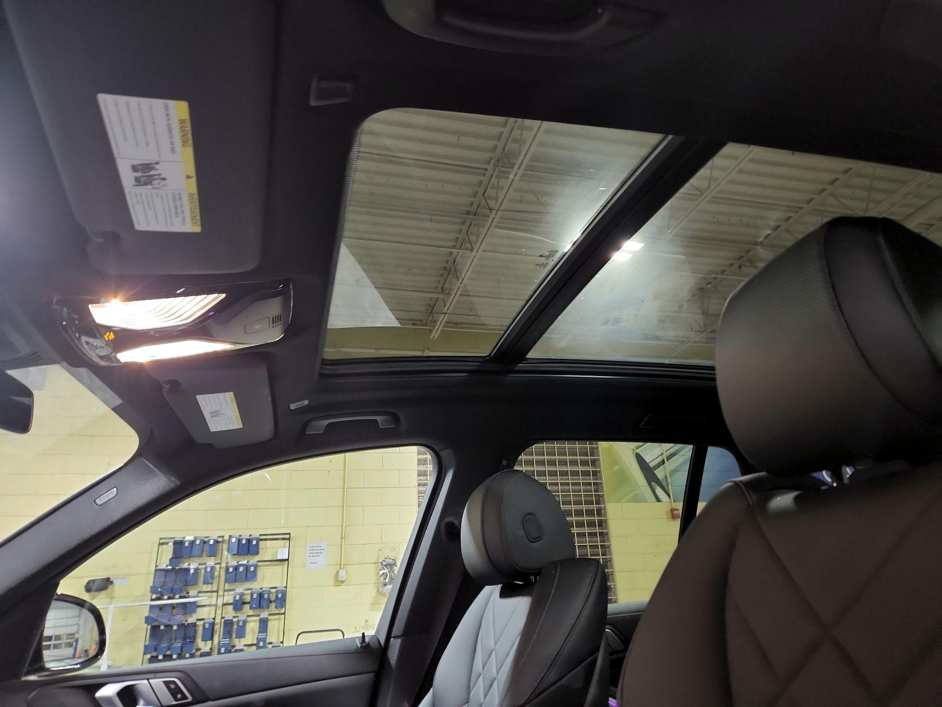 Thumbnail: 2023 BMW X5 - 18