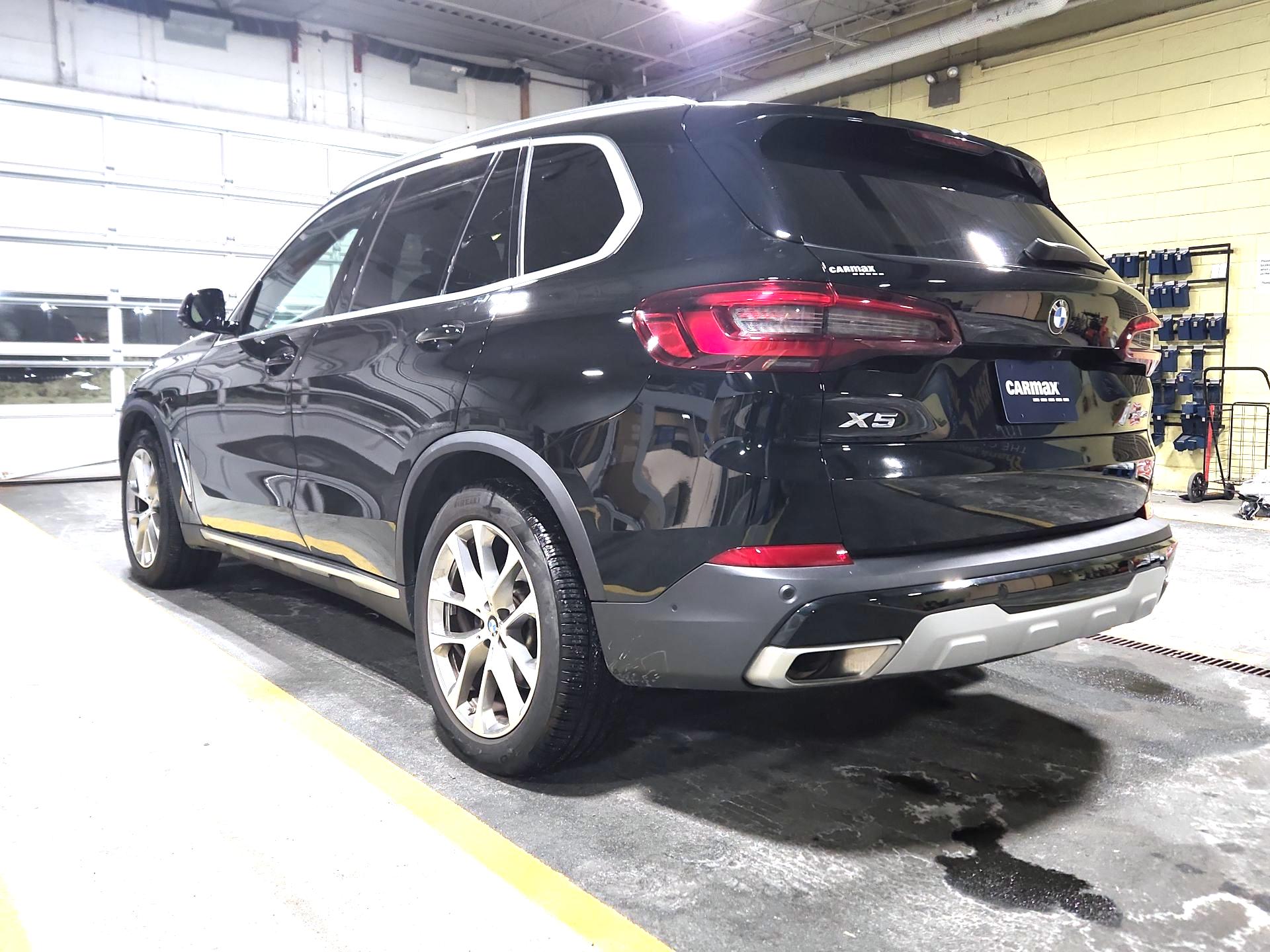 Thumbnail: 2023 BMW X5 - 7