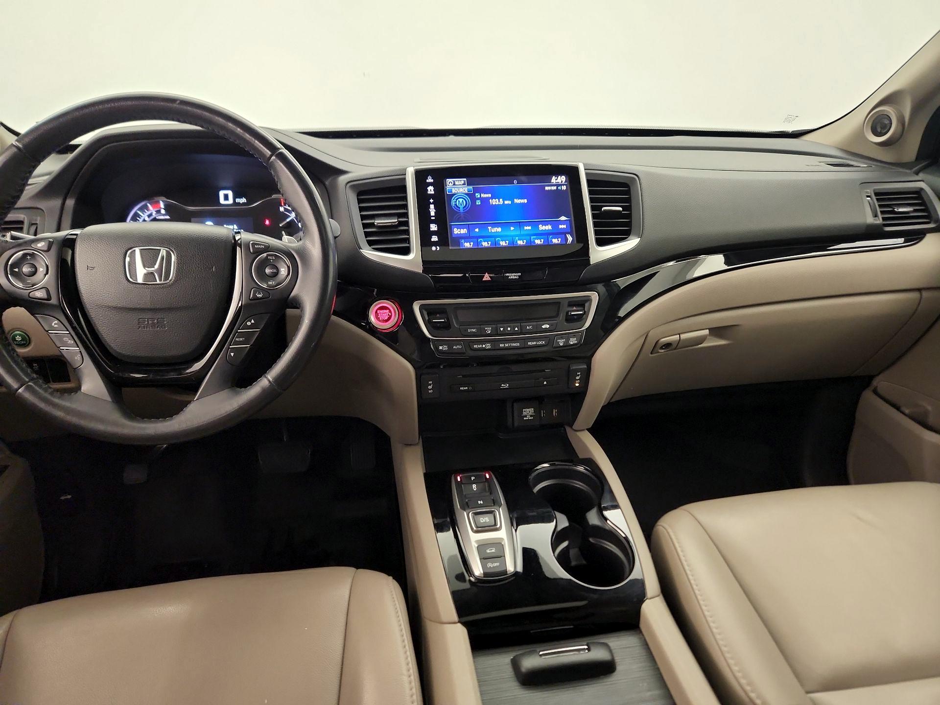 Thumbnail: 2018 Honda Pilot - 9