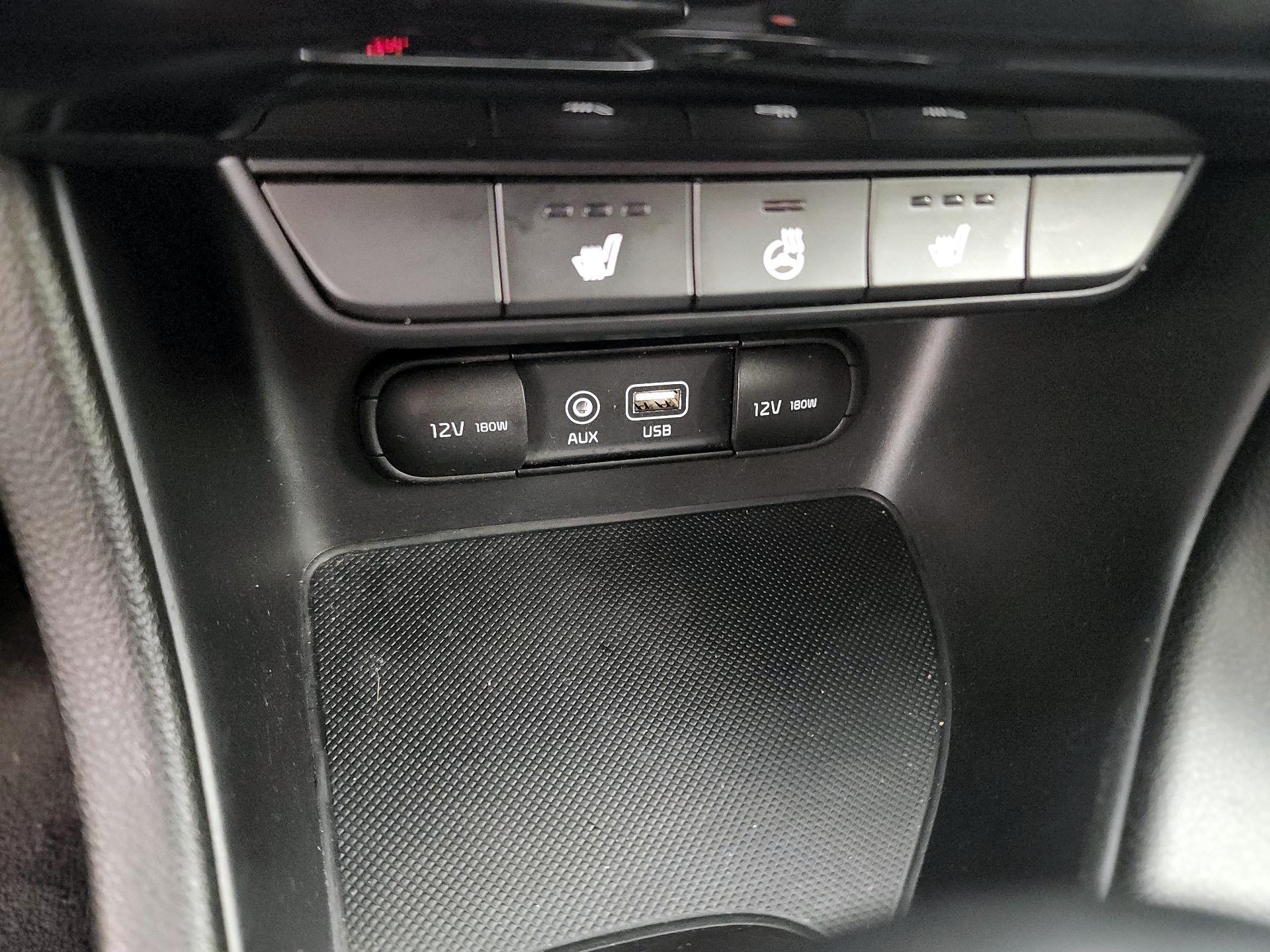 Thumbnail: 2018 Kia Sportage - 18