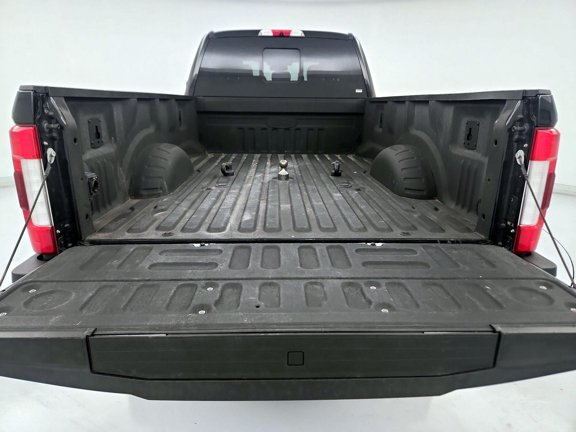 Thumbnail: 2019 Ford F-250 - 20