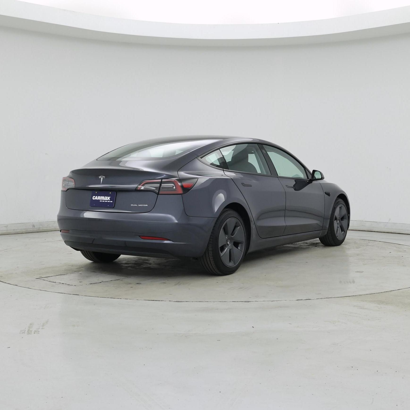 Thumbnail: 2023 Tesla Model 3 - 8