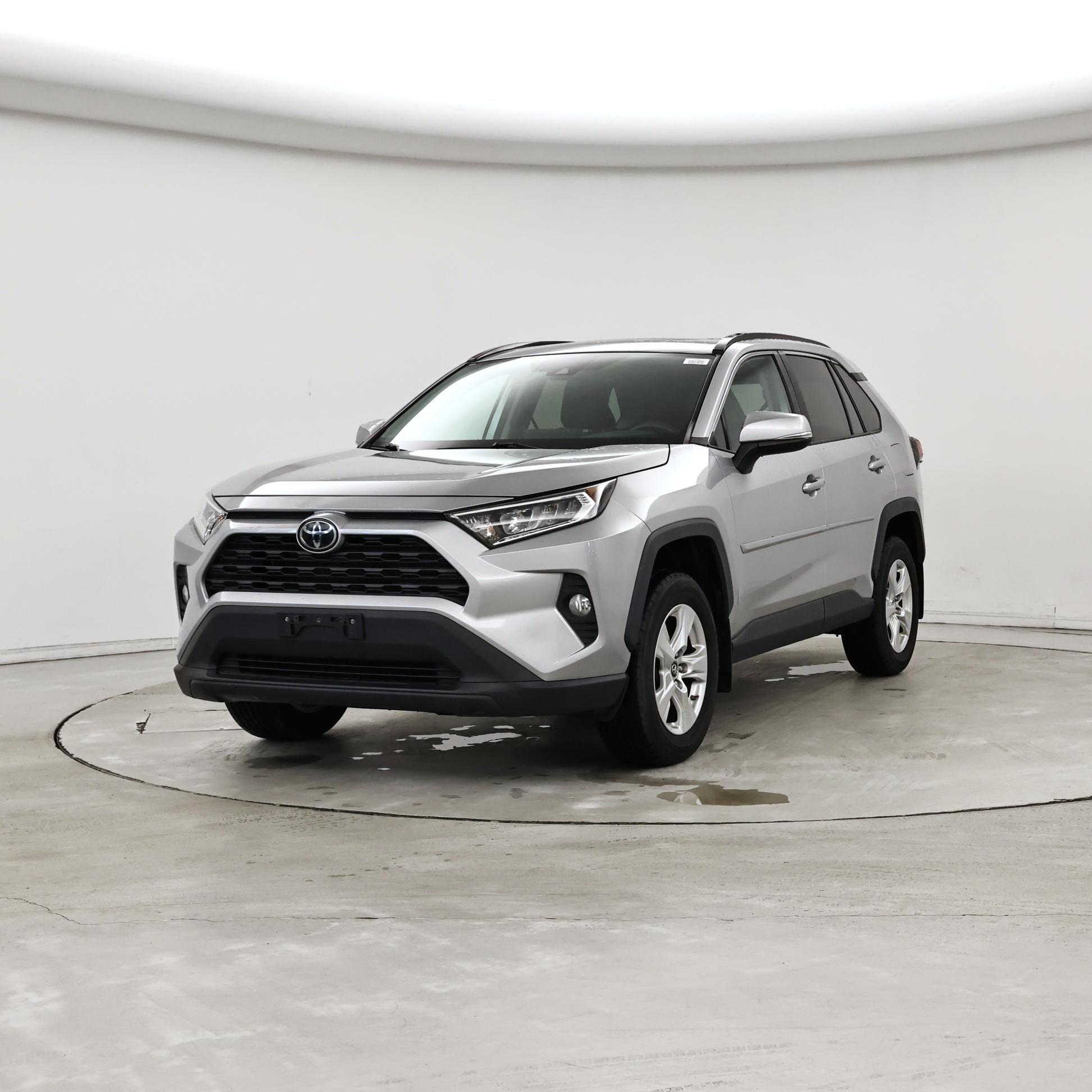 Thumbnail: 2019 Toyota RAV4 - 4