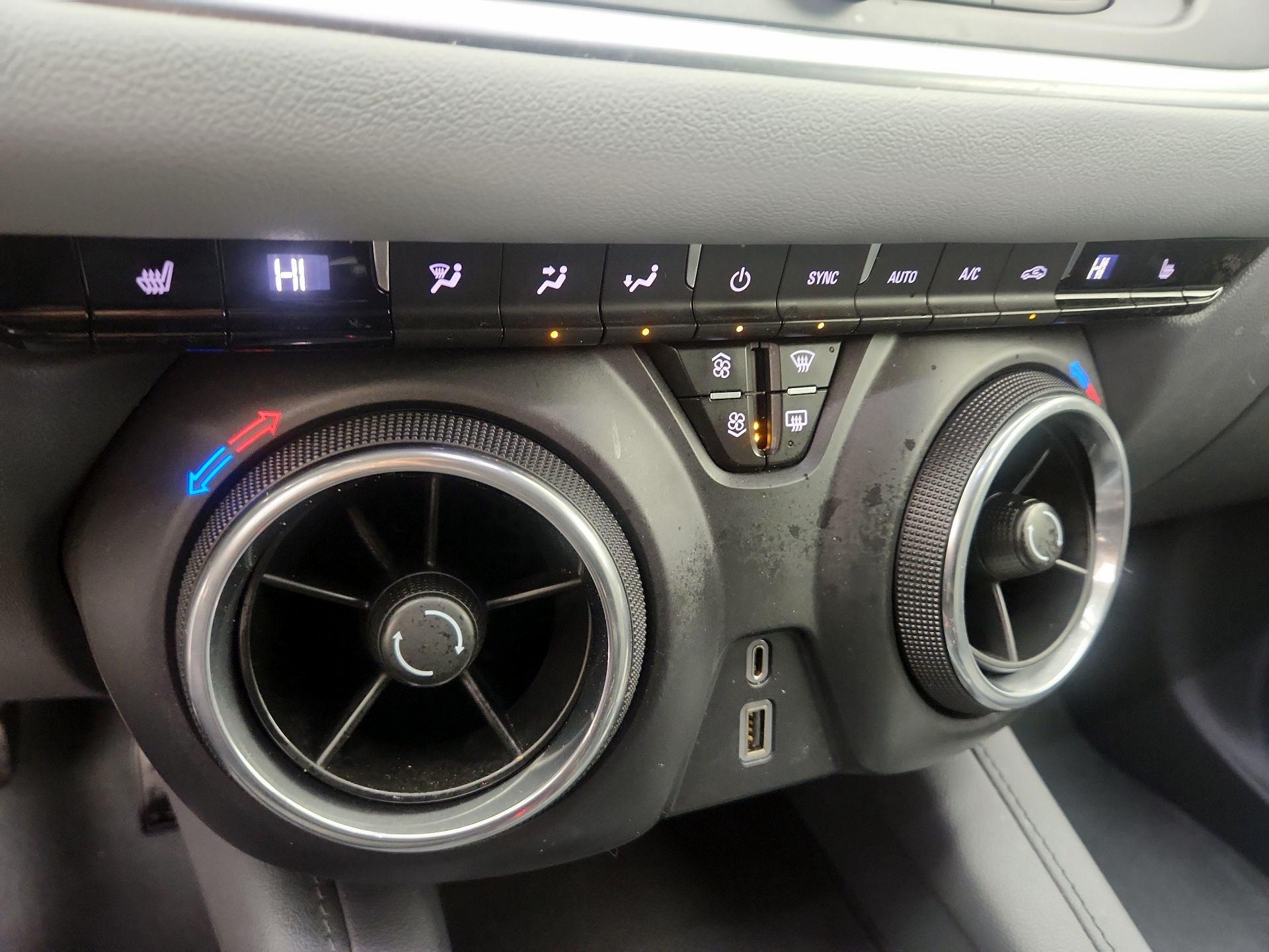 Thumbnail: 2020 Chevrolet Blazer - 16