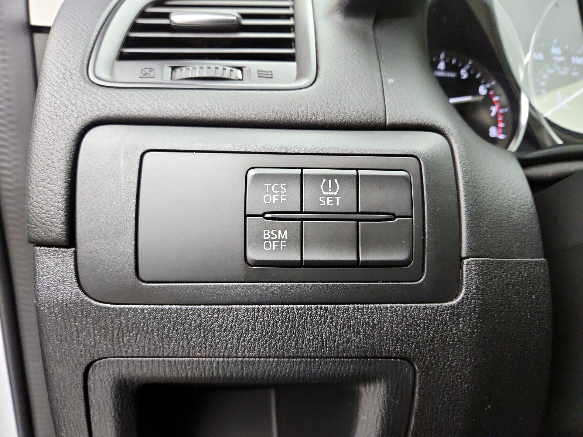 Thumbnail: 2015 Mazda CX-5 - 13