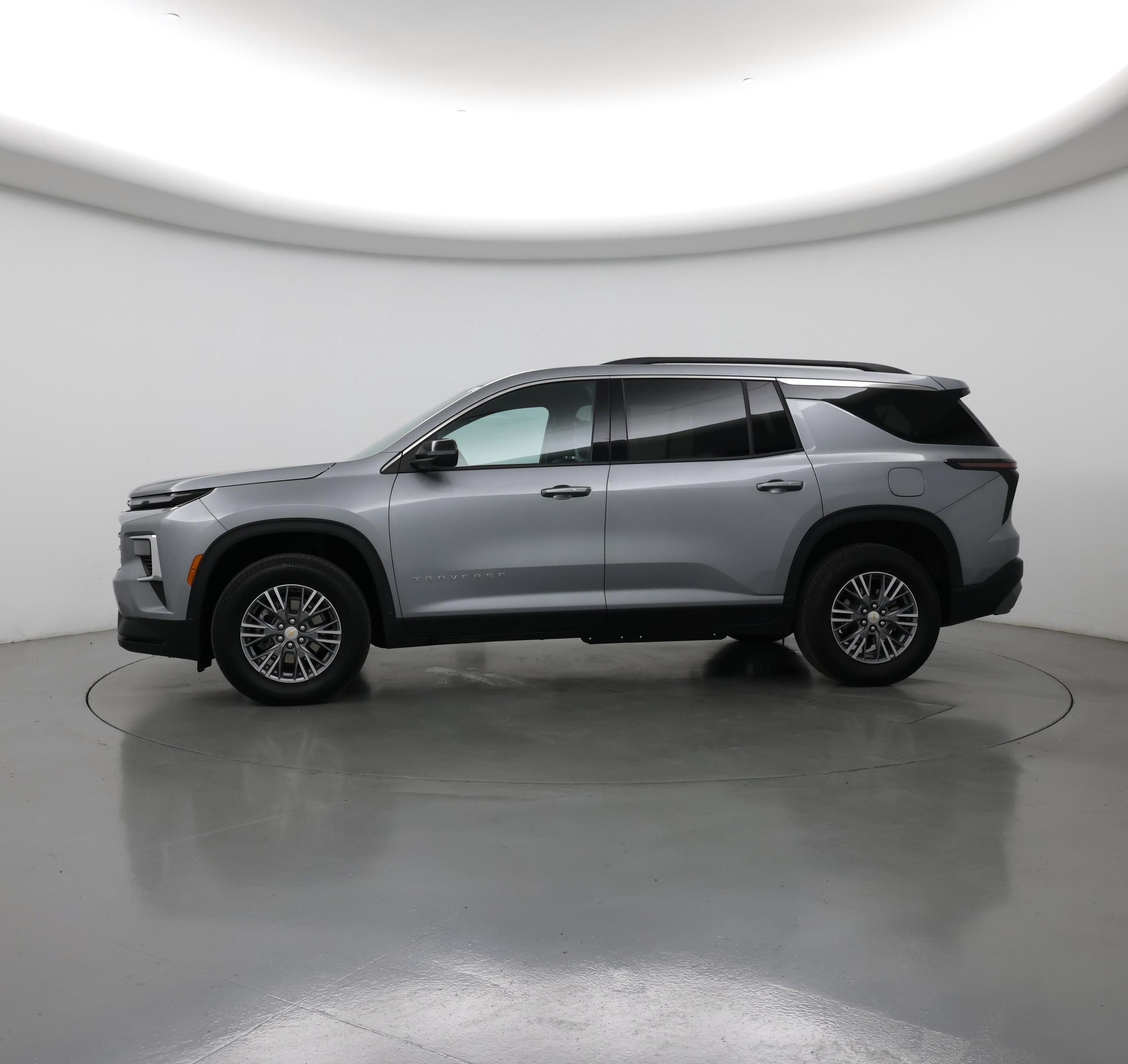 Thumbnail: 2025 Chevrolet Traverse - 3