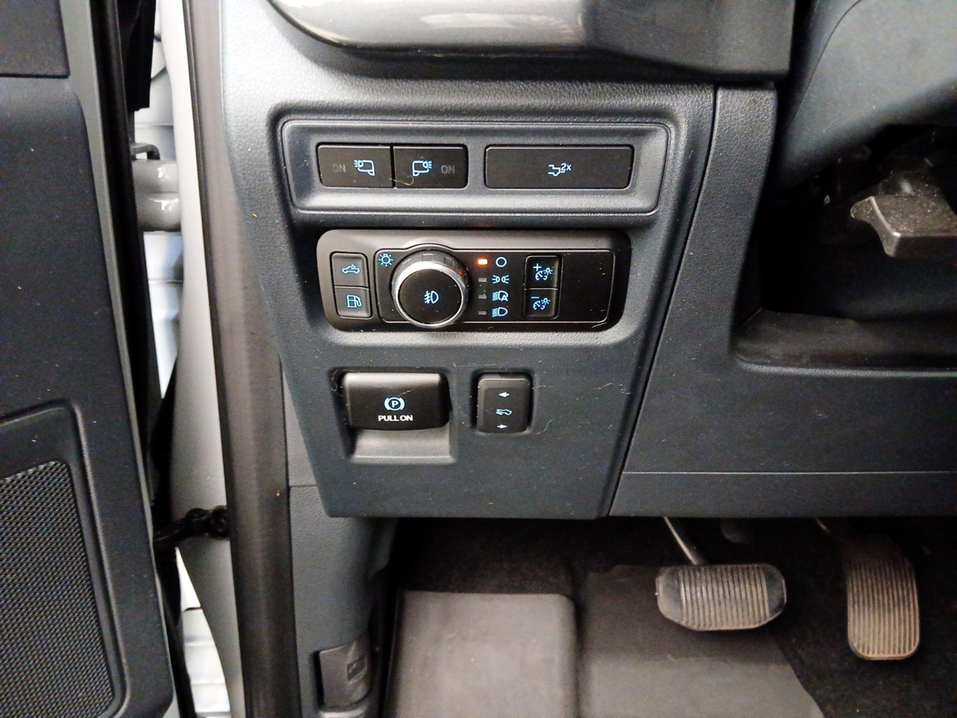 Thumbnail: 2023 Ford F-150 - 13