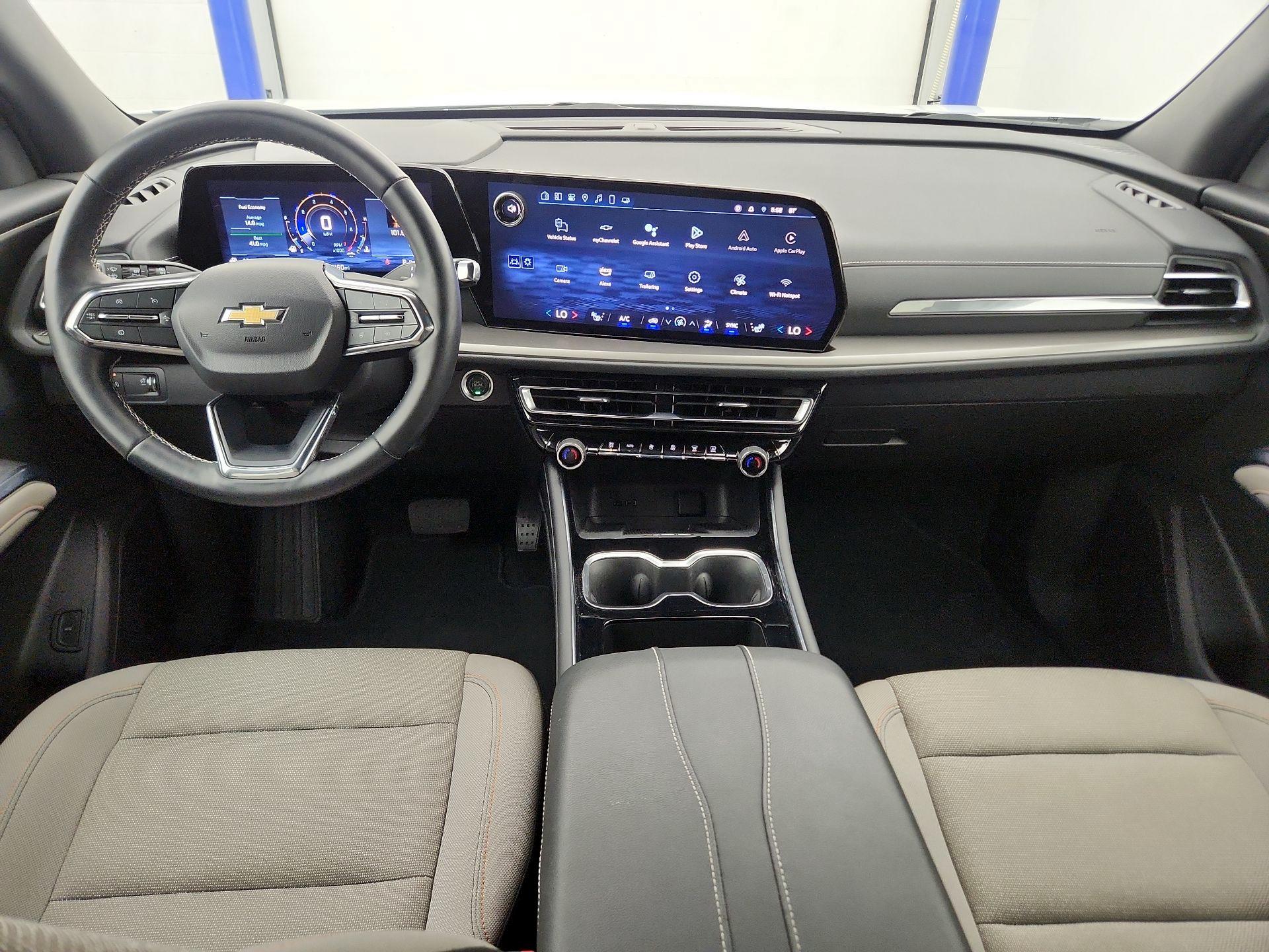 Thumbnail: 2025 Chevrolet Traverse - 9