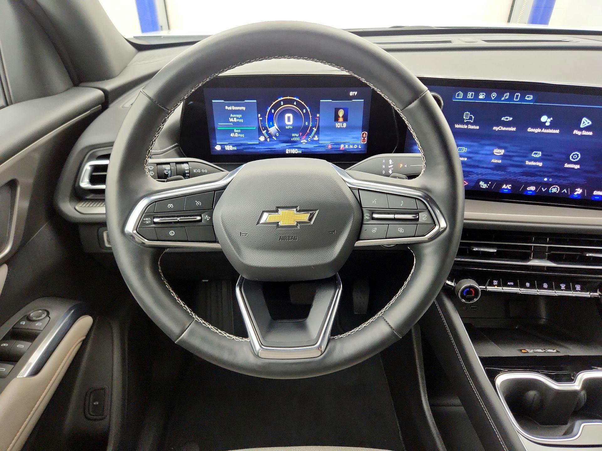 Thumbnail: 2025 Chevrolet Traverse - 10