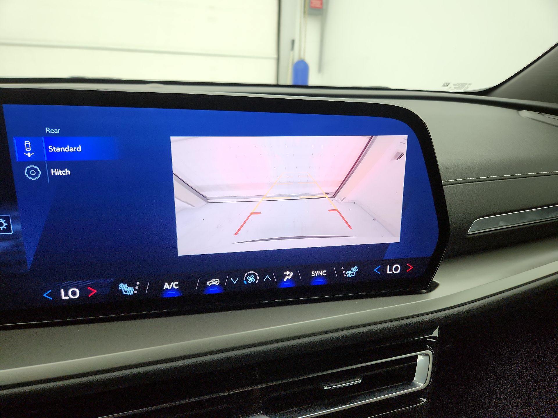 Thumbnail: 2025 Chevrolet Traverse - 15