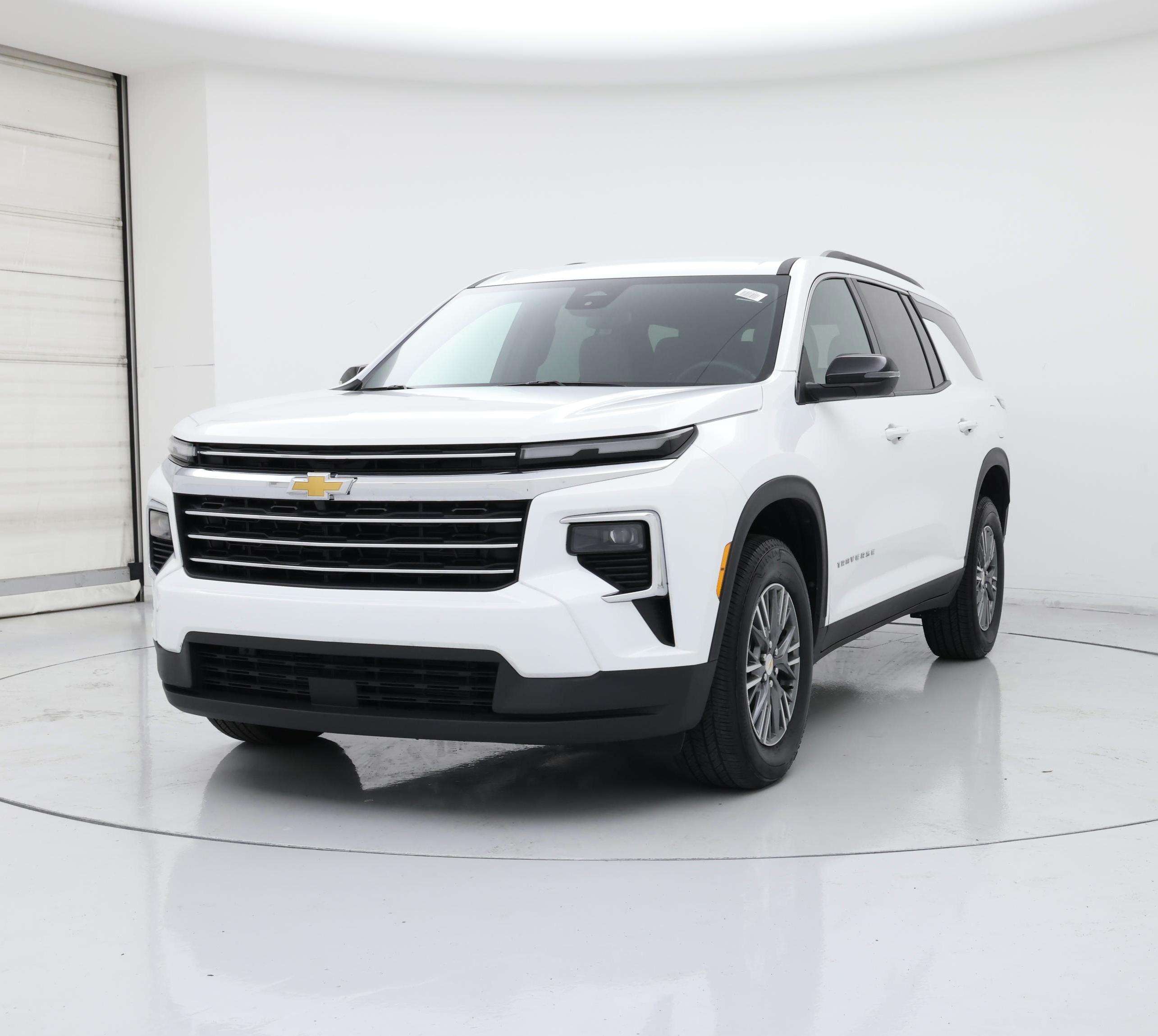 Thumbnail: 2025 Chevrolet Traverse - 4